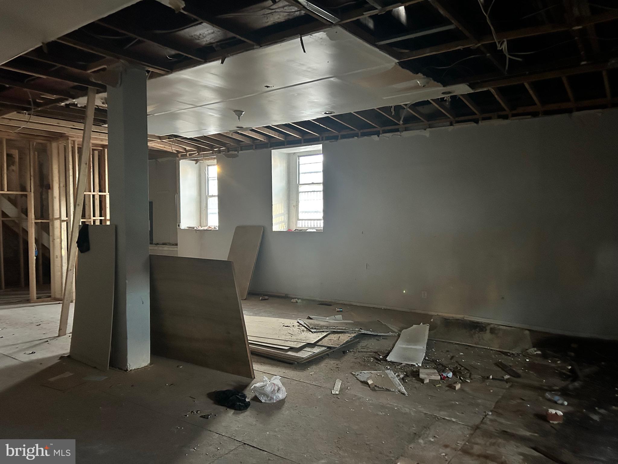 WEST PHILADELPHIA - Commercial Sale