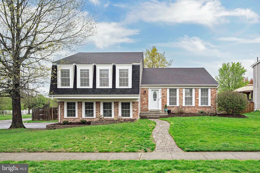 ** Offer deadline 1pm Sunday 4-13 **Immaculate and bright!   4 bedrooms and three full baths. Large - open and updated kitchen with silestone countertops  stainless appliances, farmhouse style sink and white Shaker cabinetry.  Hardwood floors.  Family room with pellet stove.  Lower level 4th bedroom or office and full bath.  .  Large fenced yard.  Trex deck off the kitchen.  Paver patio. 2 car side load garage.
No HOA but pool memberships available to neighborhood pool.  Walking trails from the neighborhood through county parkland and to Cub Run Rec Center.  Westfield HS district.  Virginia Run Elementary.