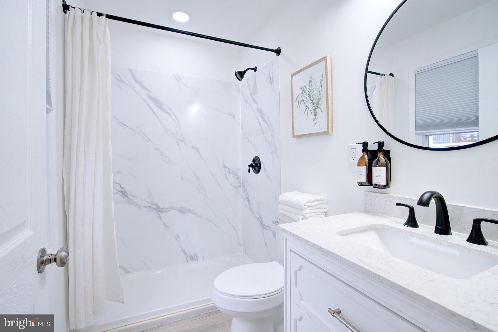 BOWLEYS QUARTERS - Residential