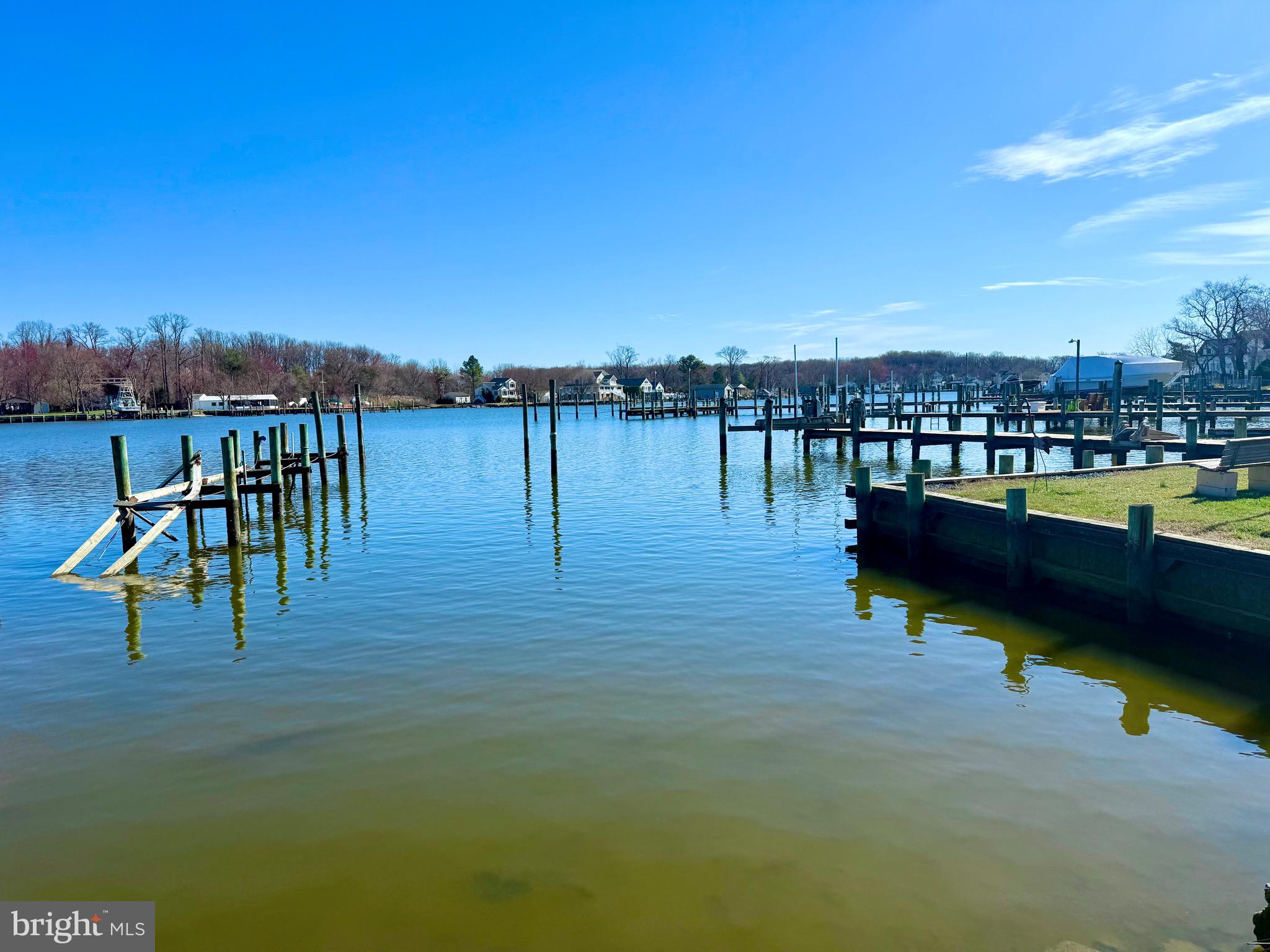 BOWLEYS QUARTERS - Residential