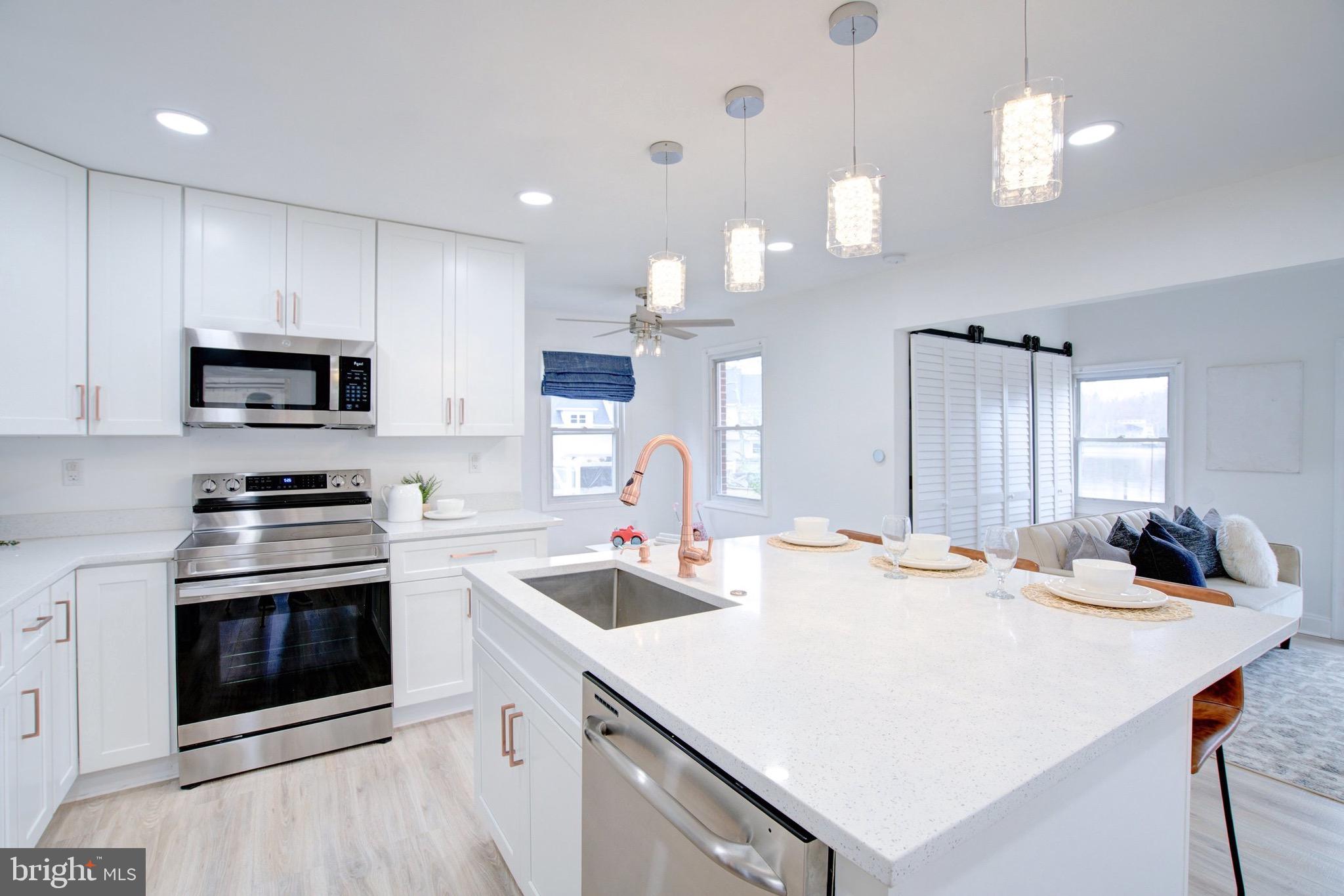 BOWLEYS QUARTERS - Residential