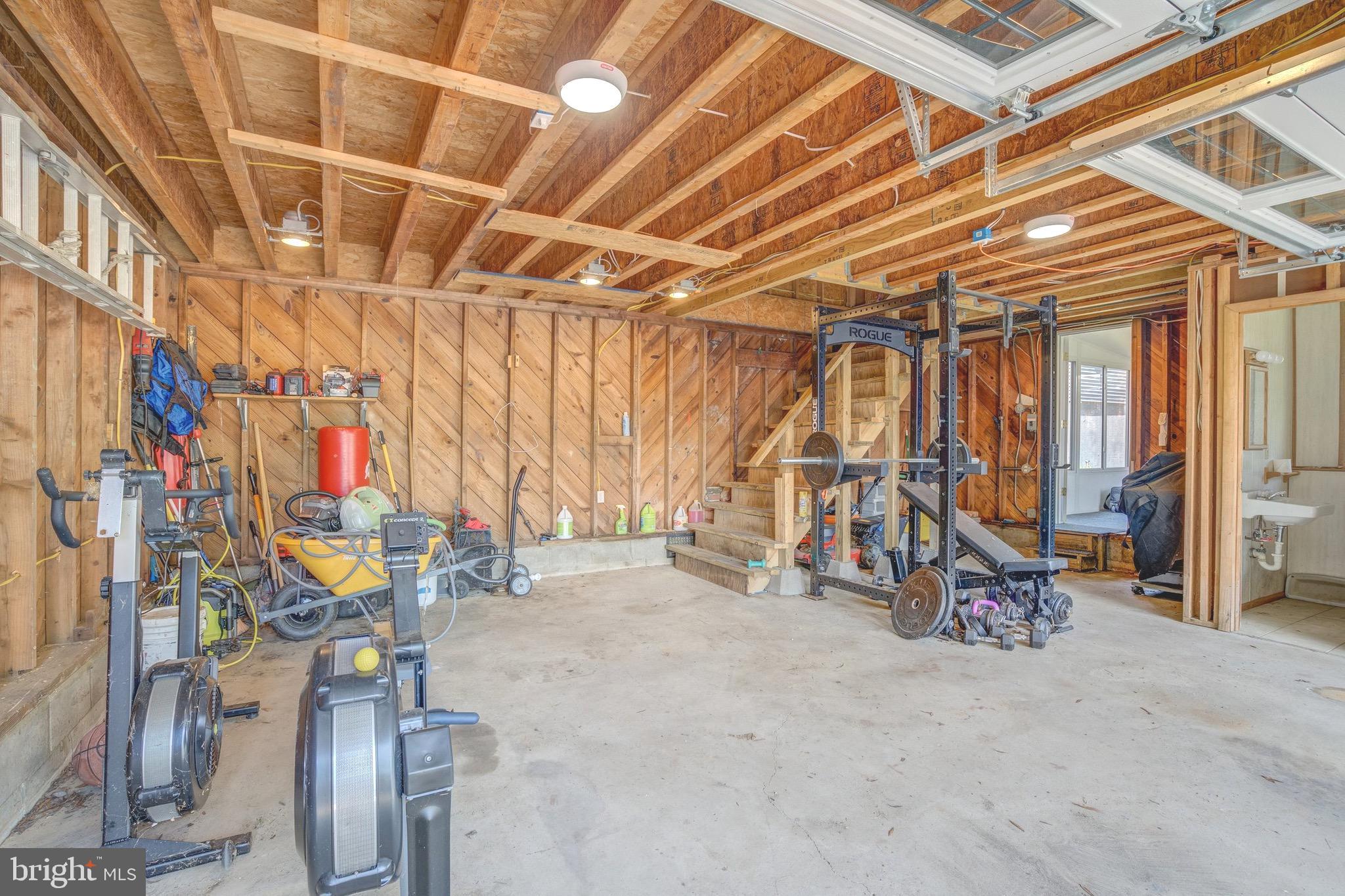 BOWLEYS QUARTERS - Residential