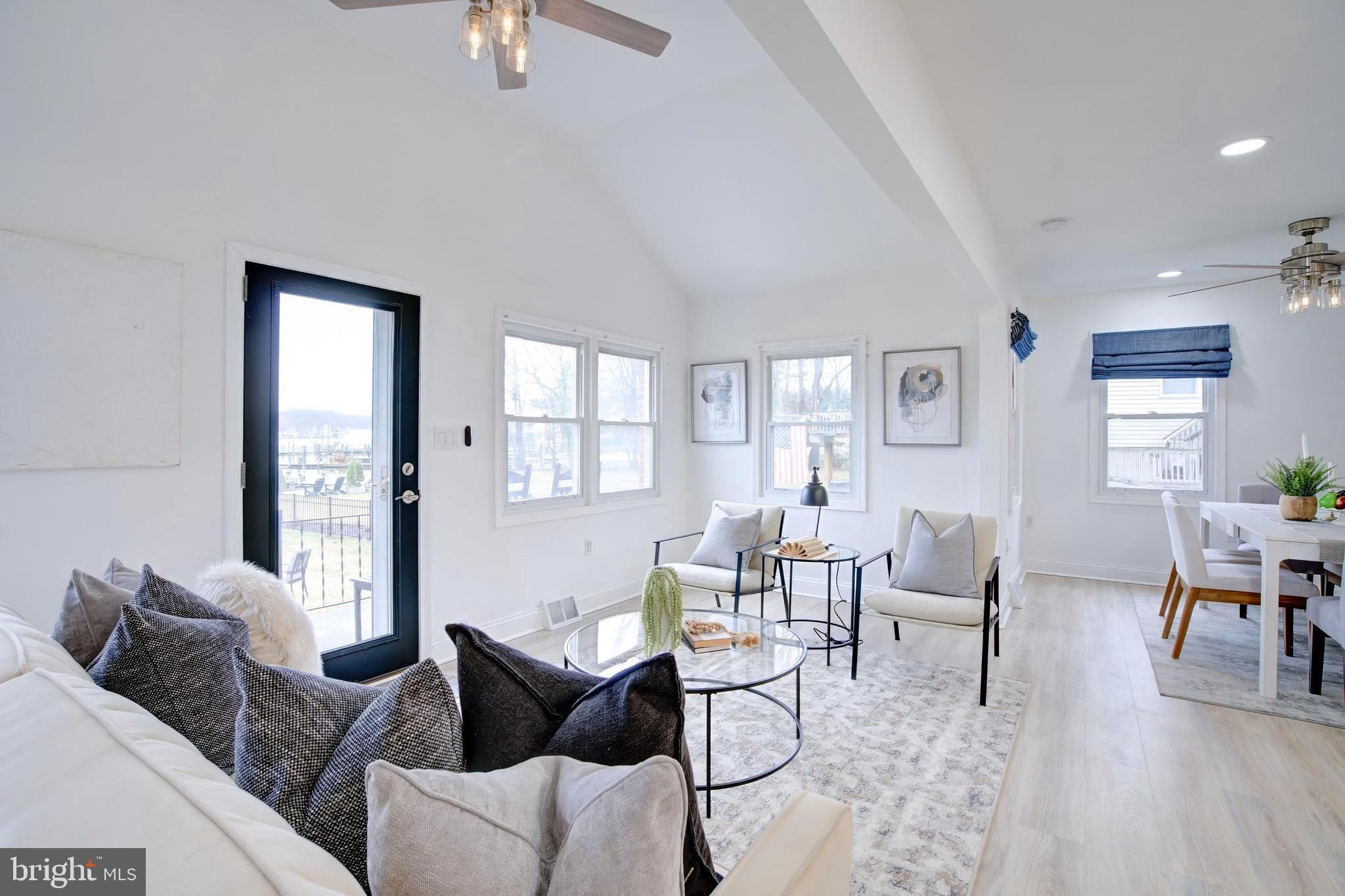 BOWLEYS QUARTERS - Residential