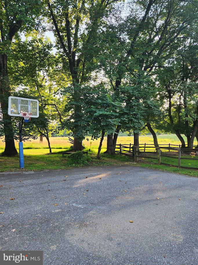 TRIADELPHIA FARMS II - Residential