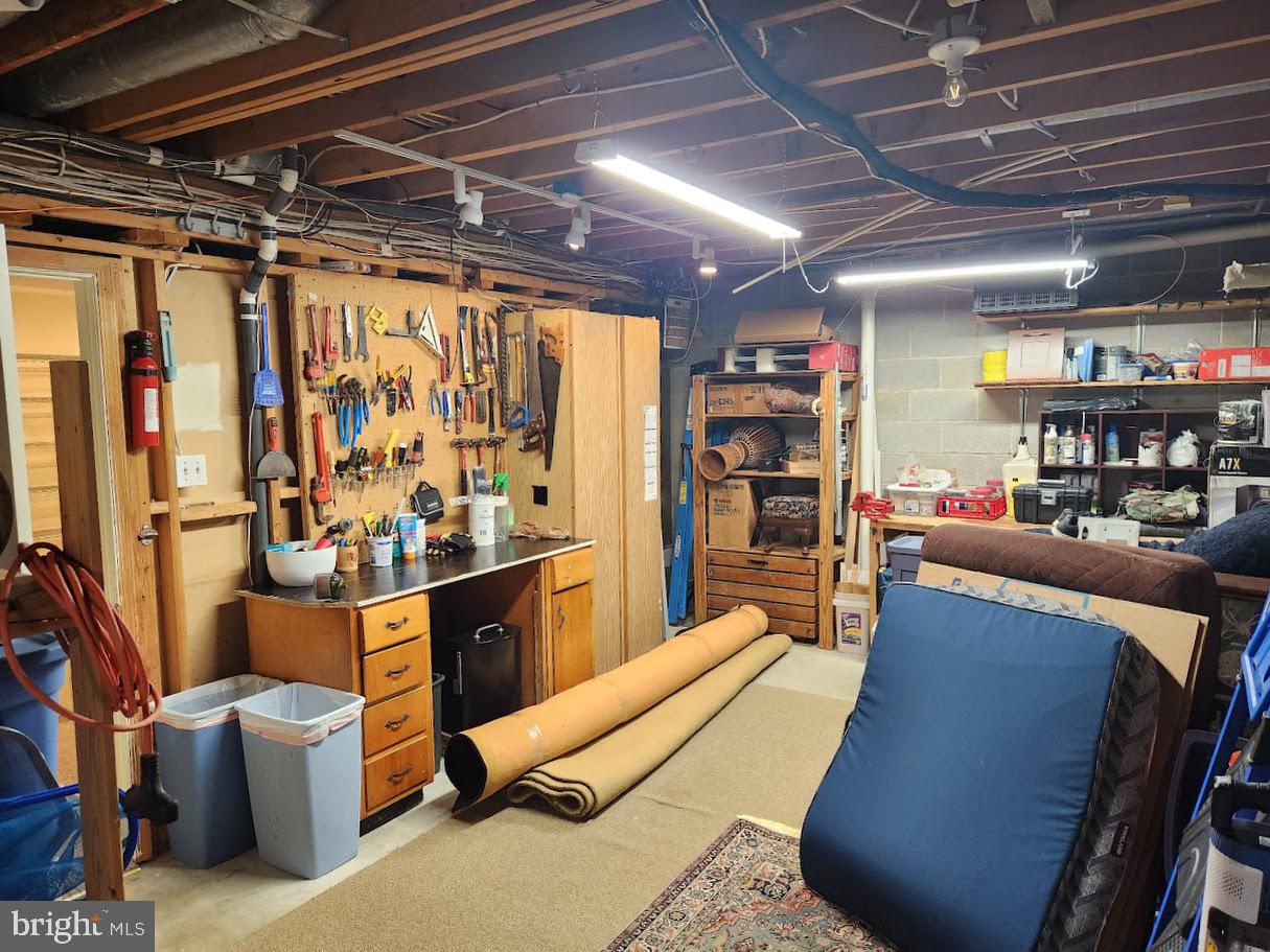 TRIADELPHIA FARMS II - Residential