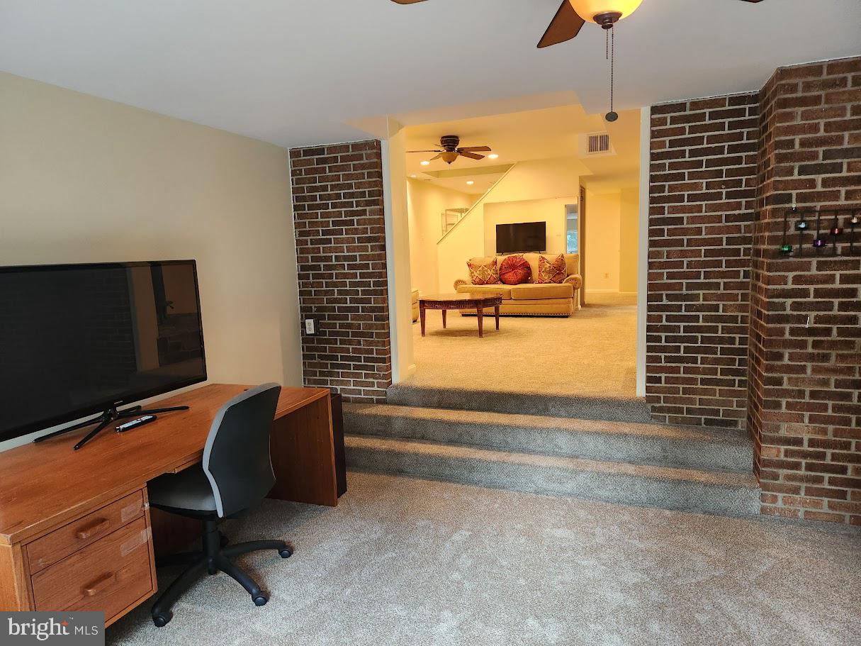 TRIADELPHIA FARMS II - Residential