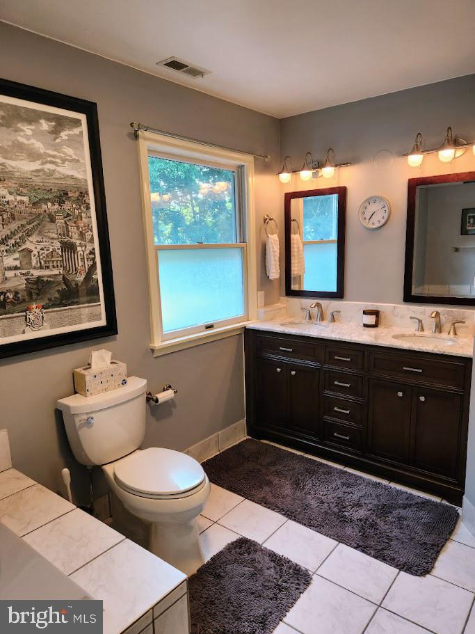 TRIADELPHIA FARMS II - Residential