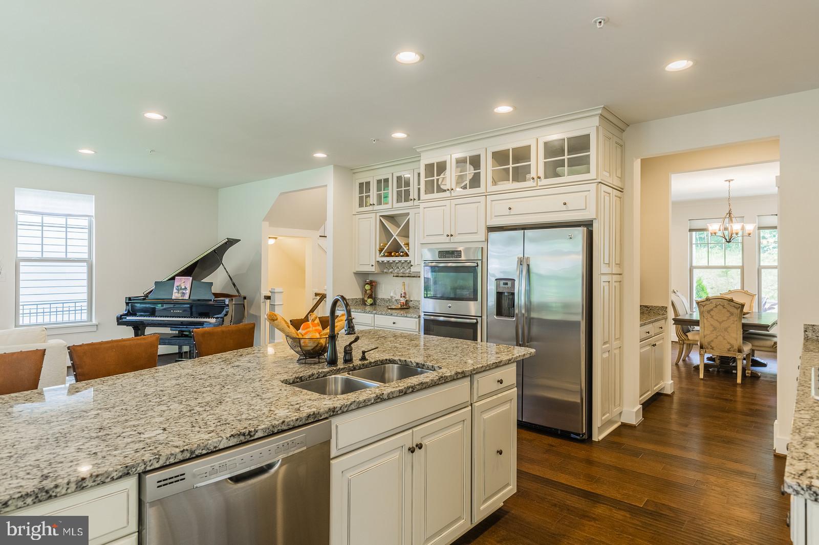 POTOMAC SHORES - Residential