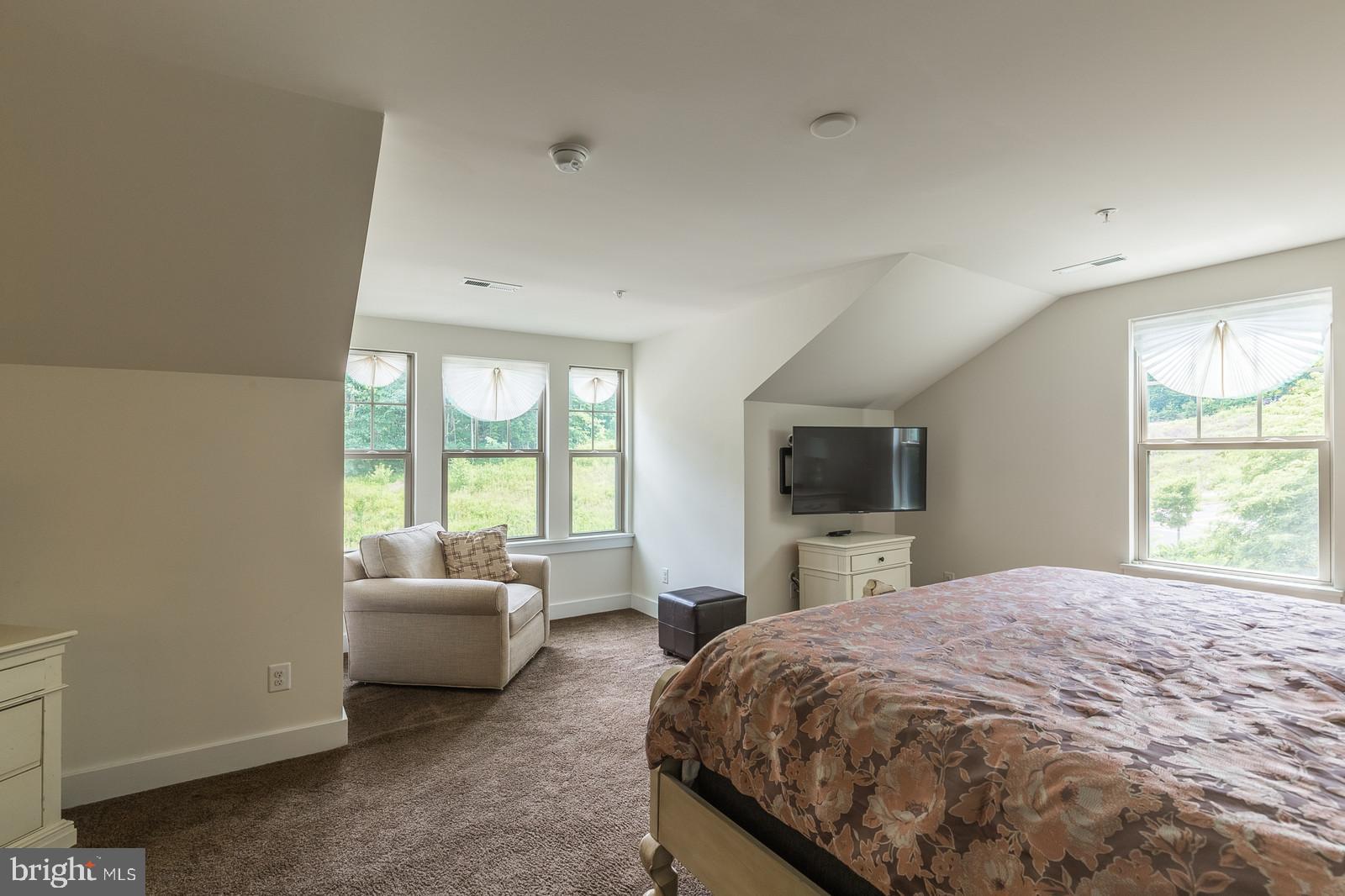 POTOMAC SHORES - Residential