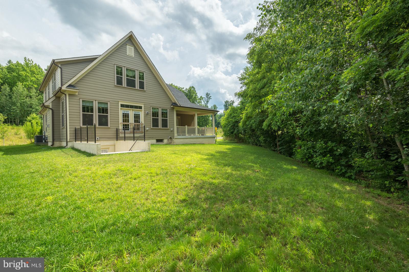 POTOMAC SHORES - Residential