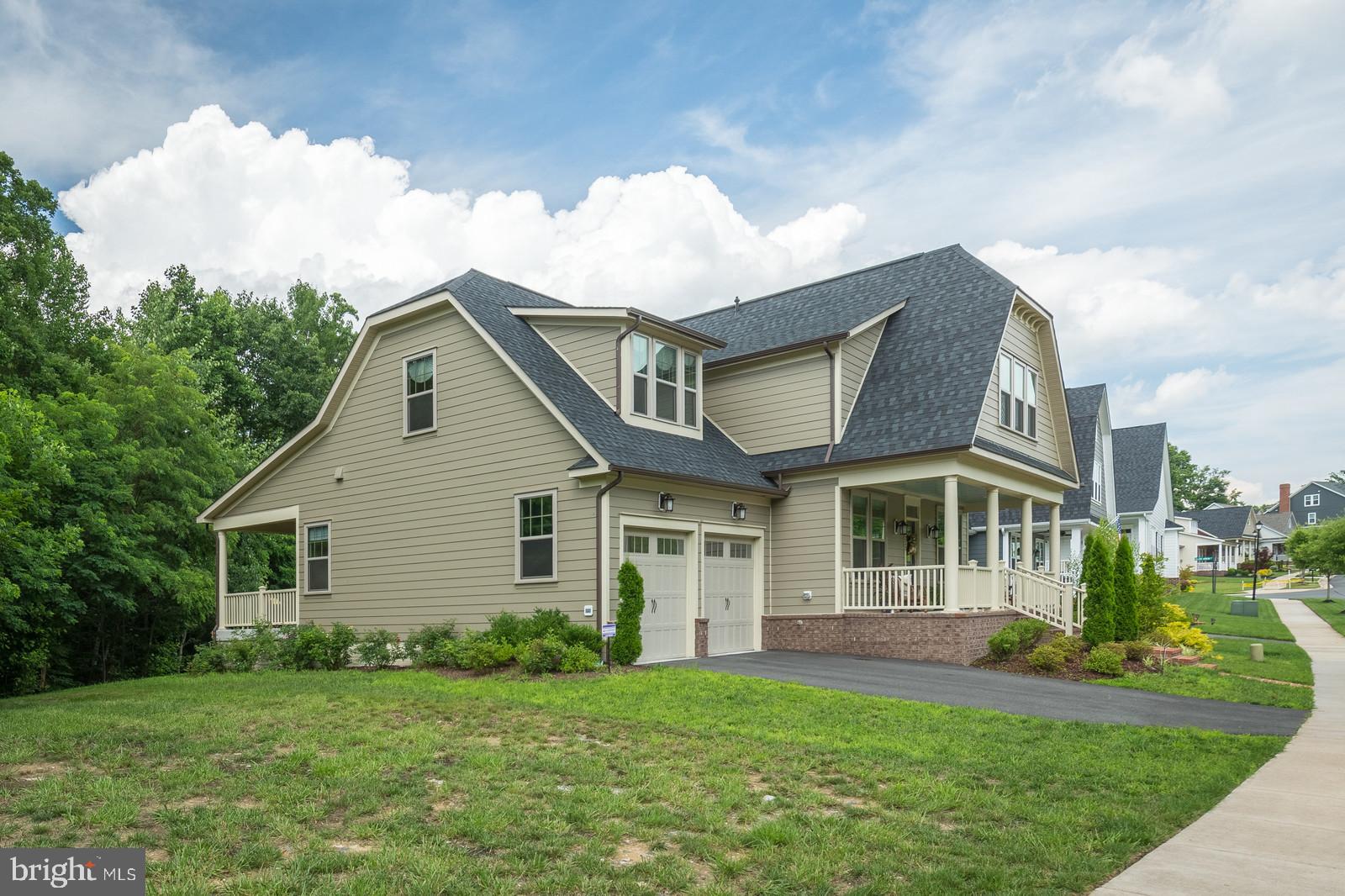 POTOMAC SHORES - Residential