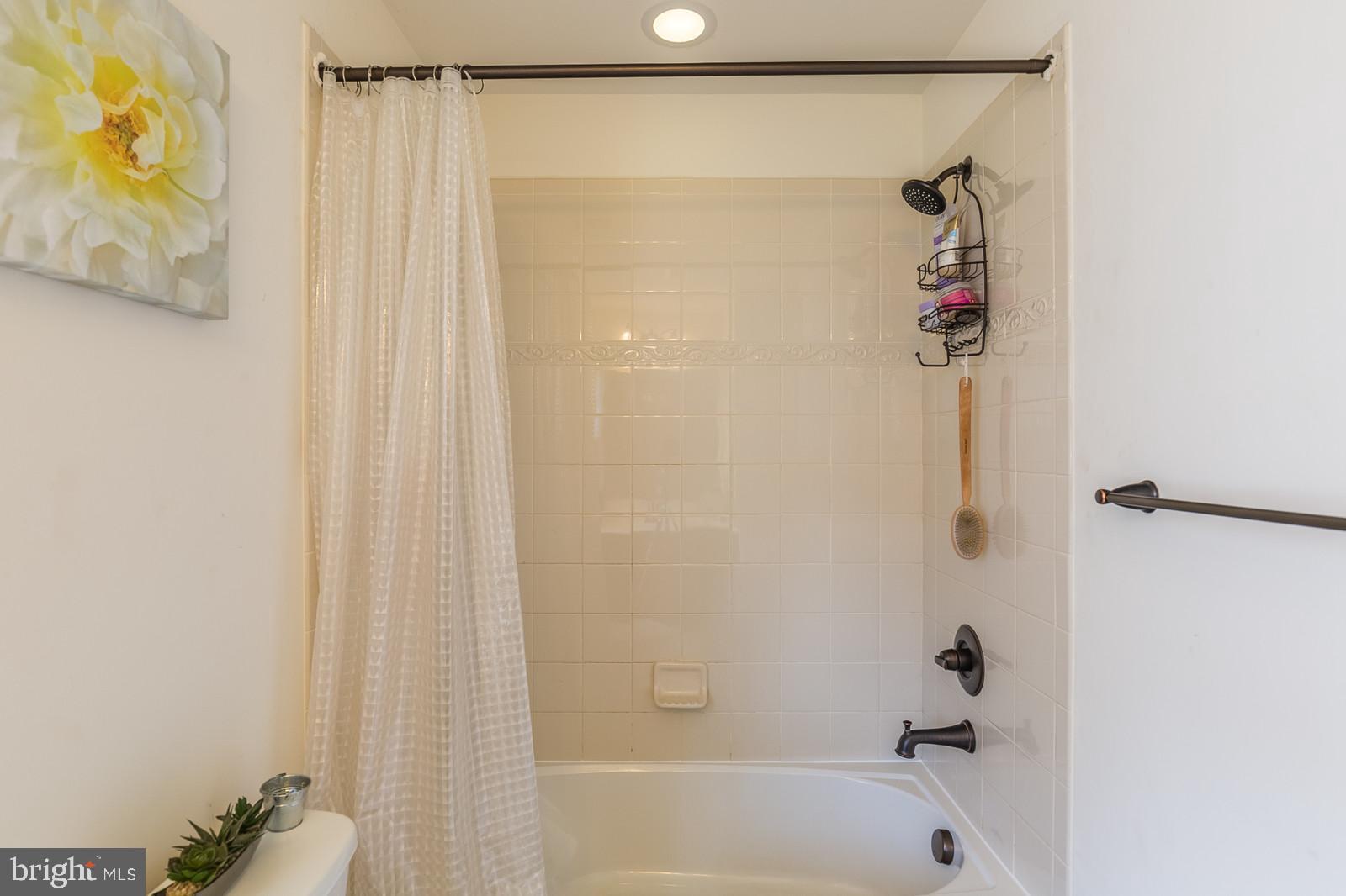 POTOMAC SHORES - Residential