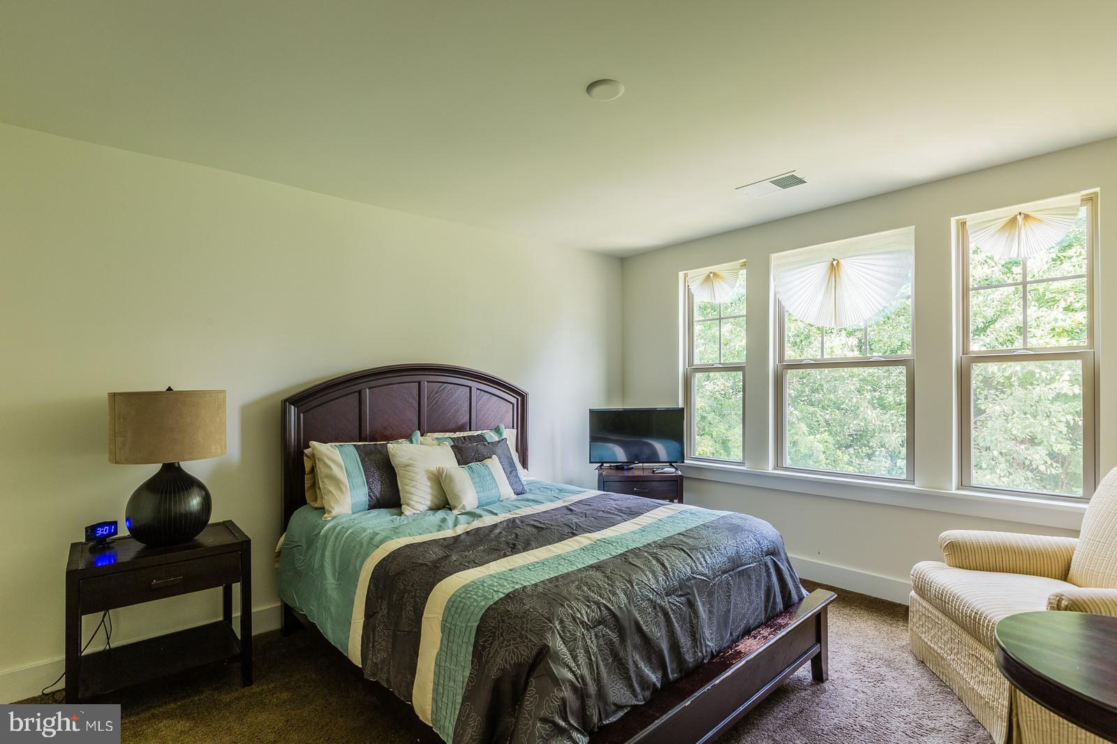 POTOMAC SHORES - Residential