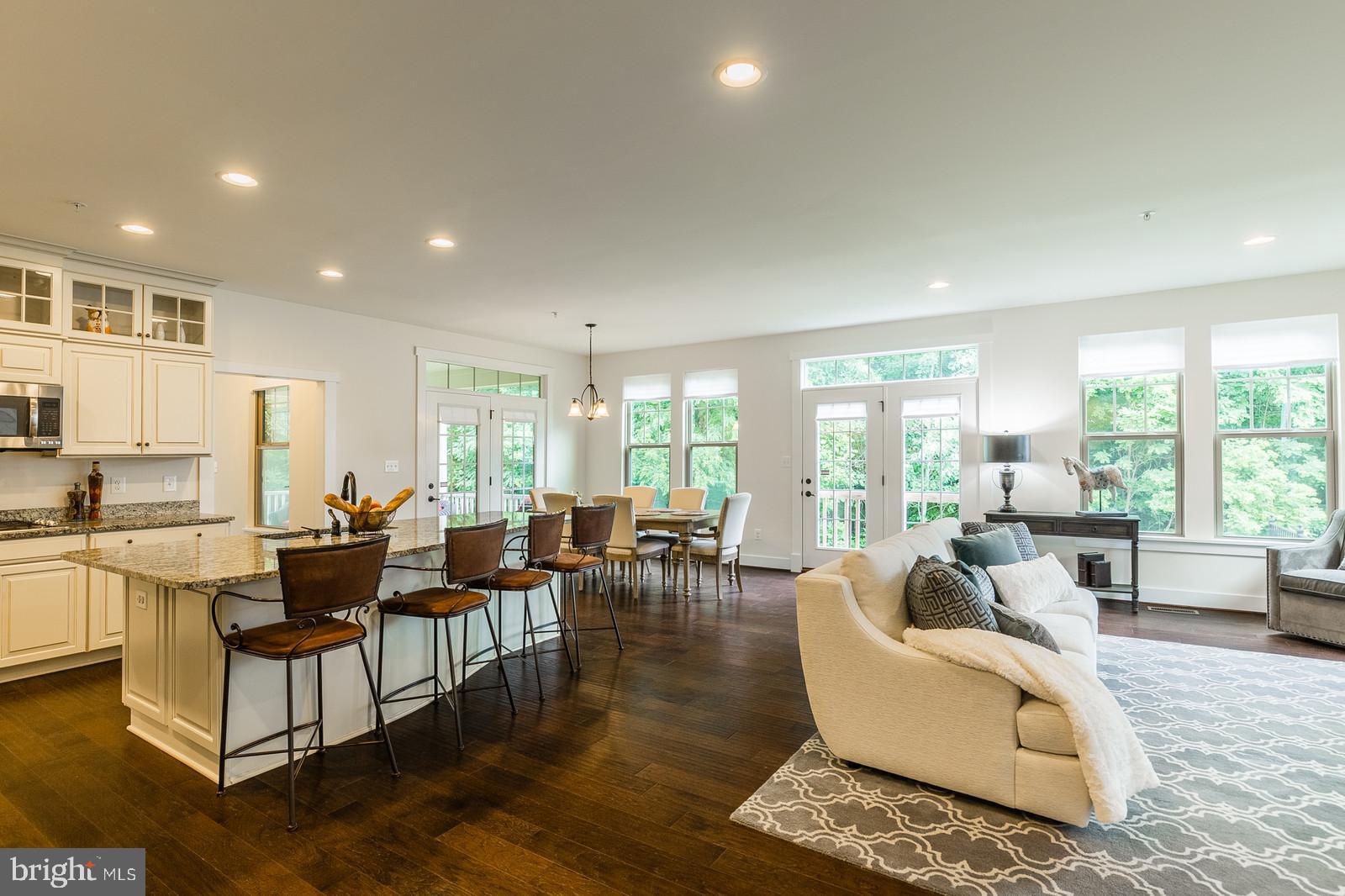 POTOMAC SHORES - Residential