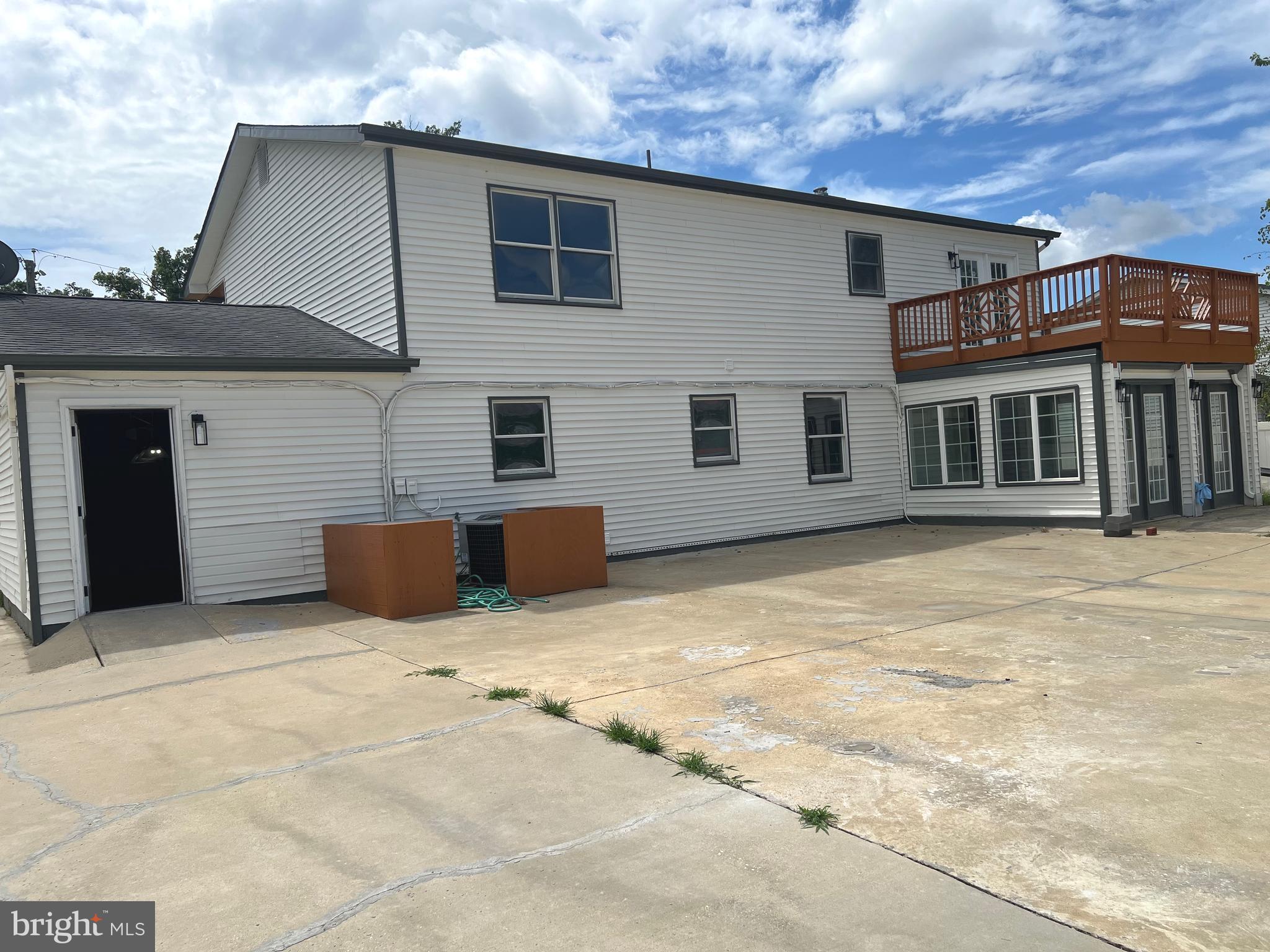 SKYLINE - Residential