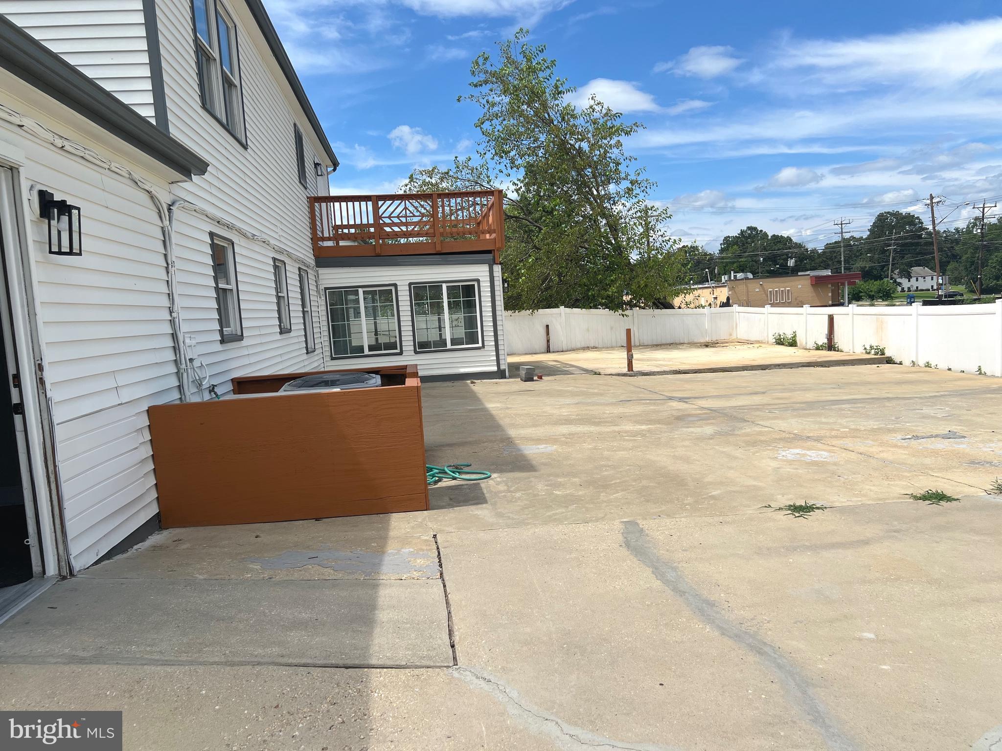 SKYLINE - Residential