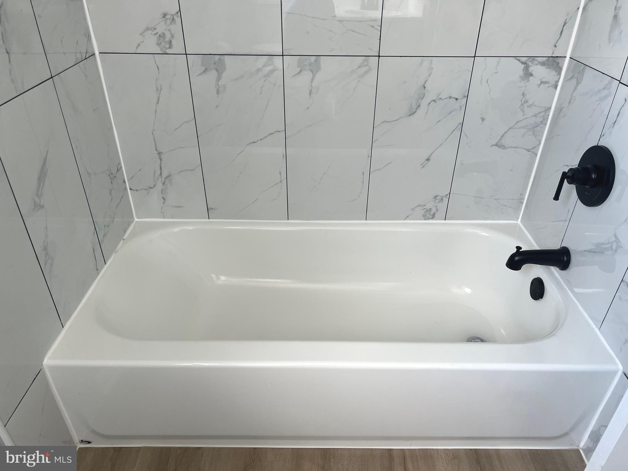 SKYLINE - Residential