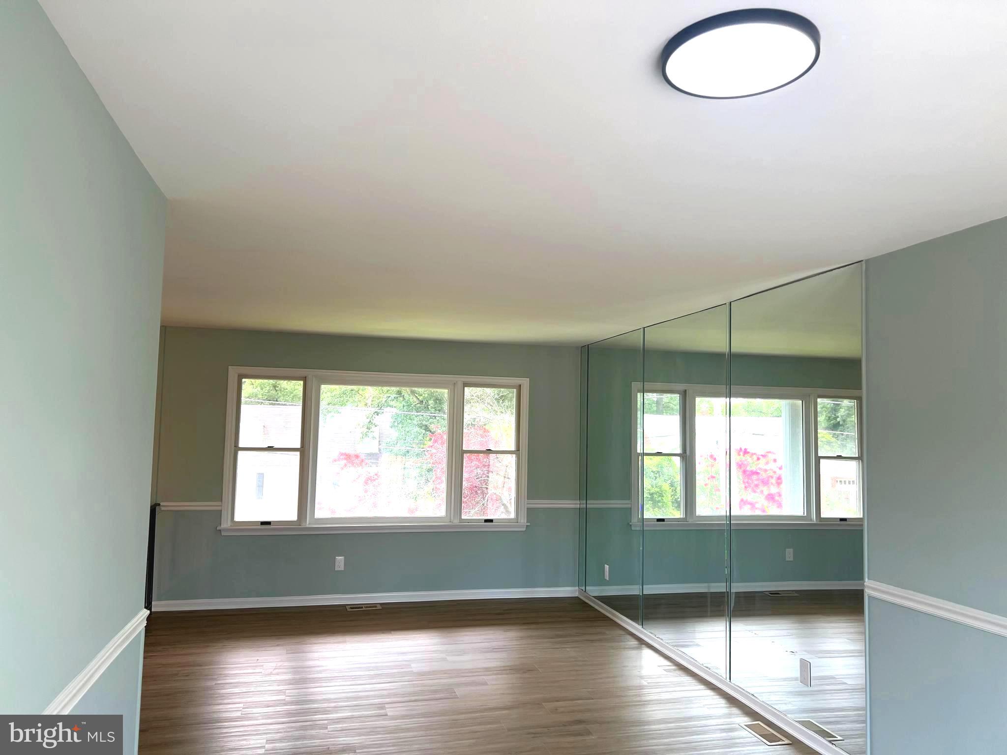 SKYLINE - Residential