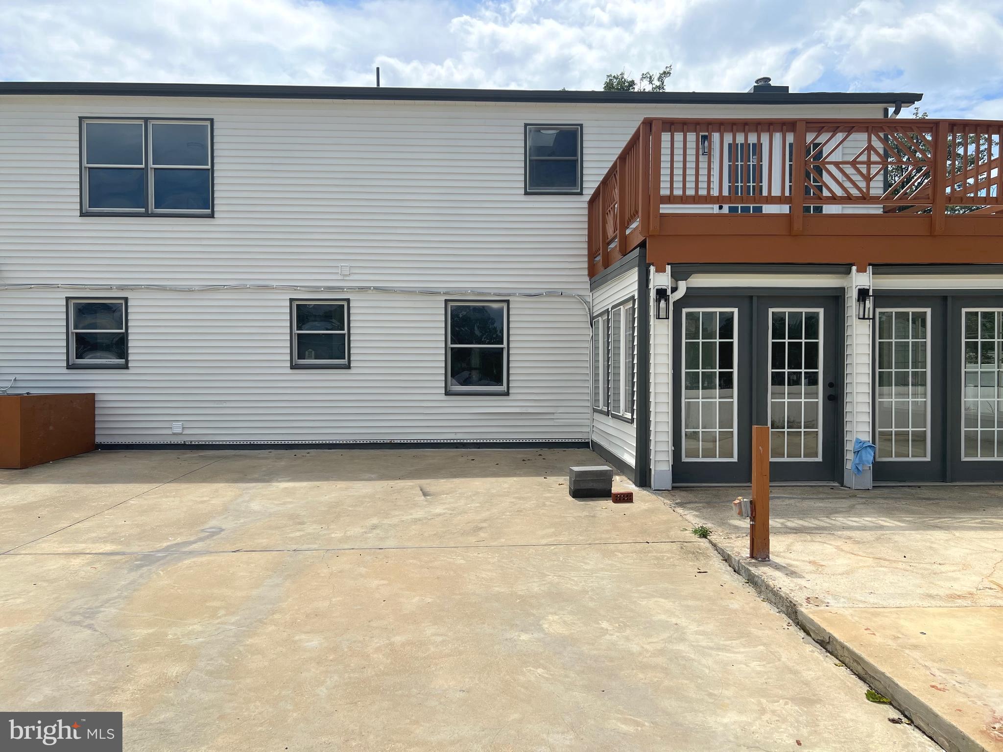 SKYLINE - Residential