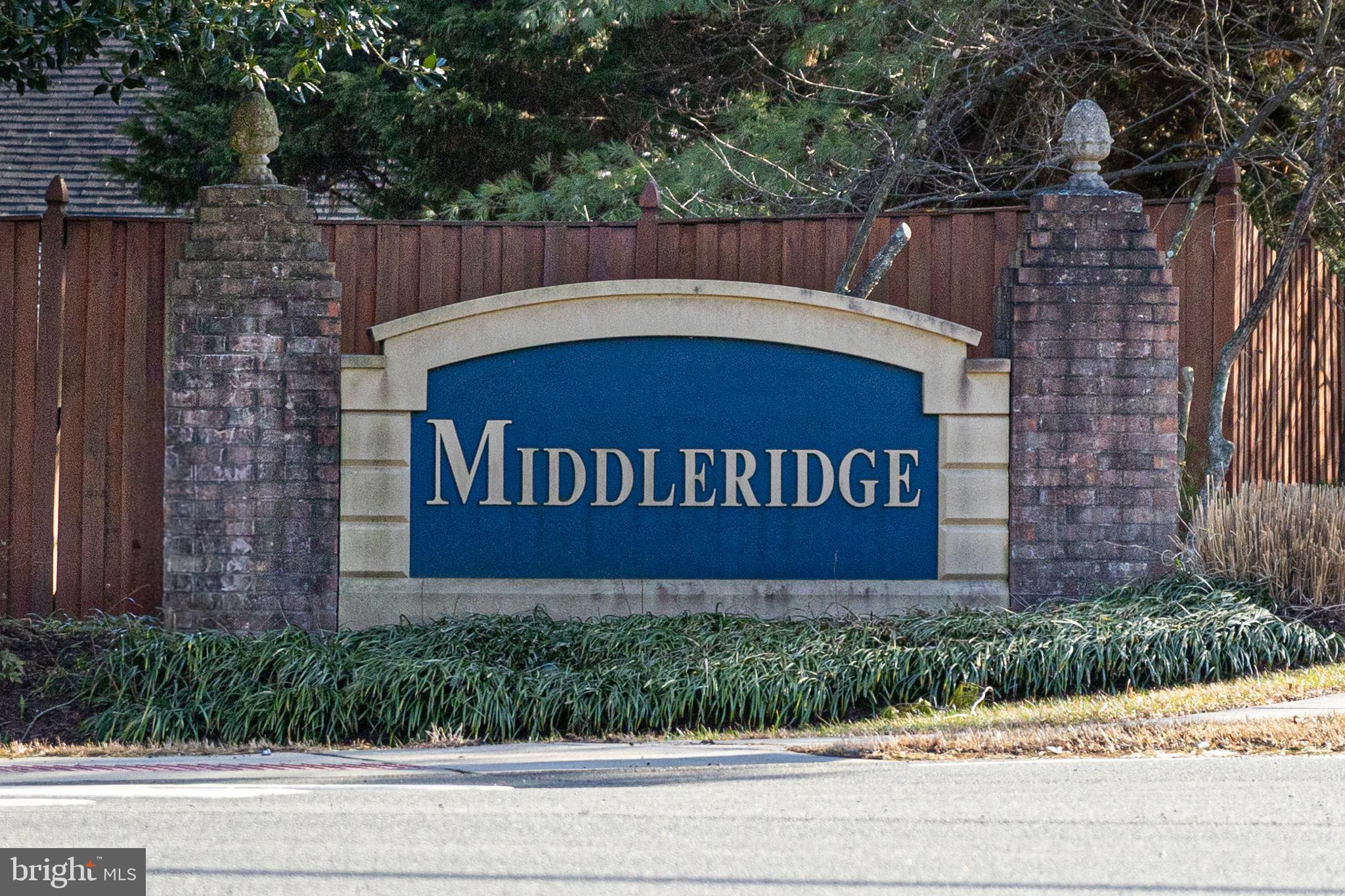 MIDDLERIDGE - Residential