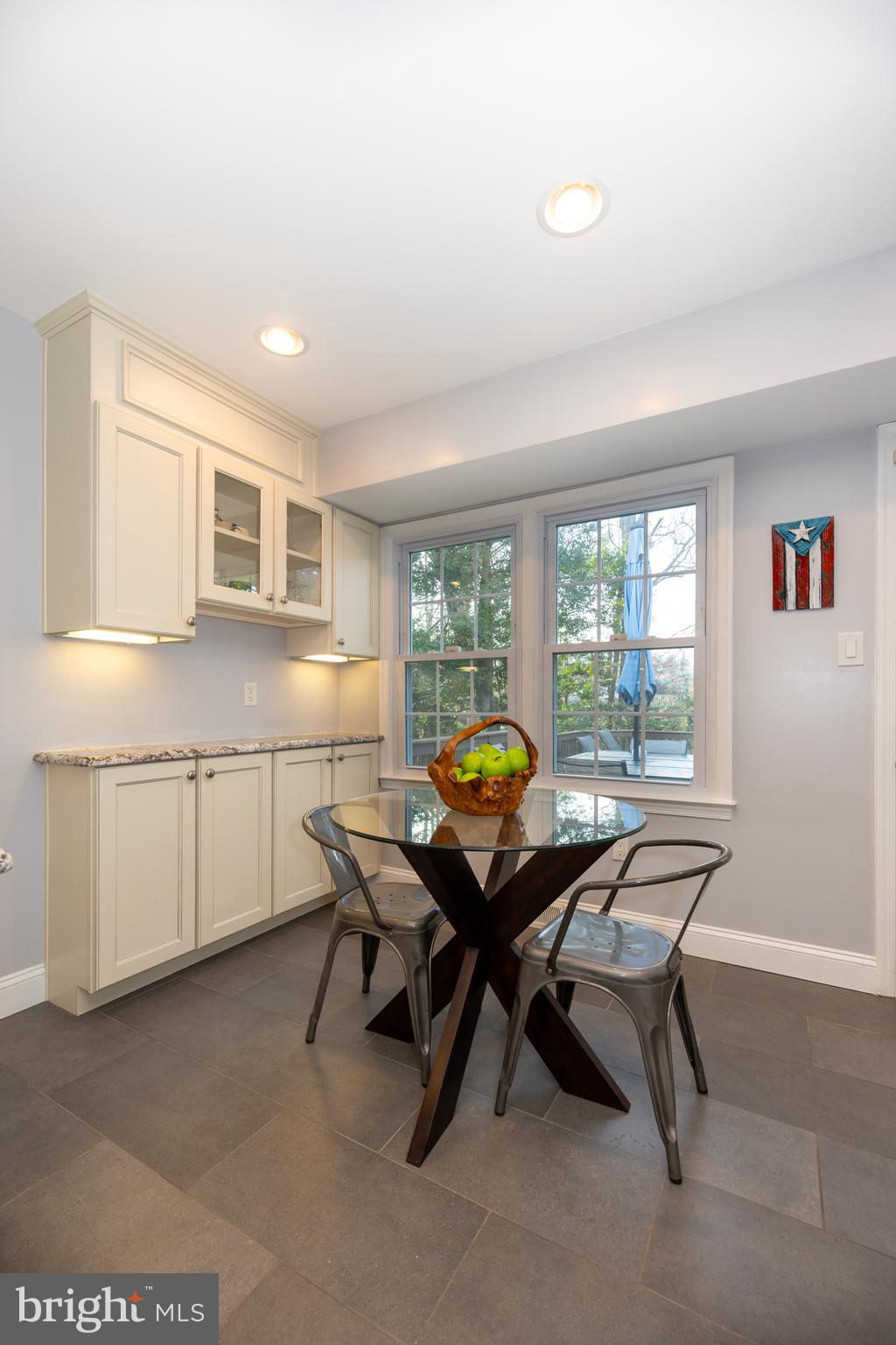 MIDDLERIDGE - Residential