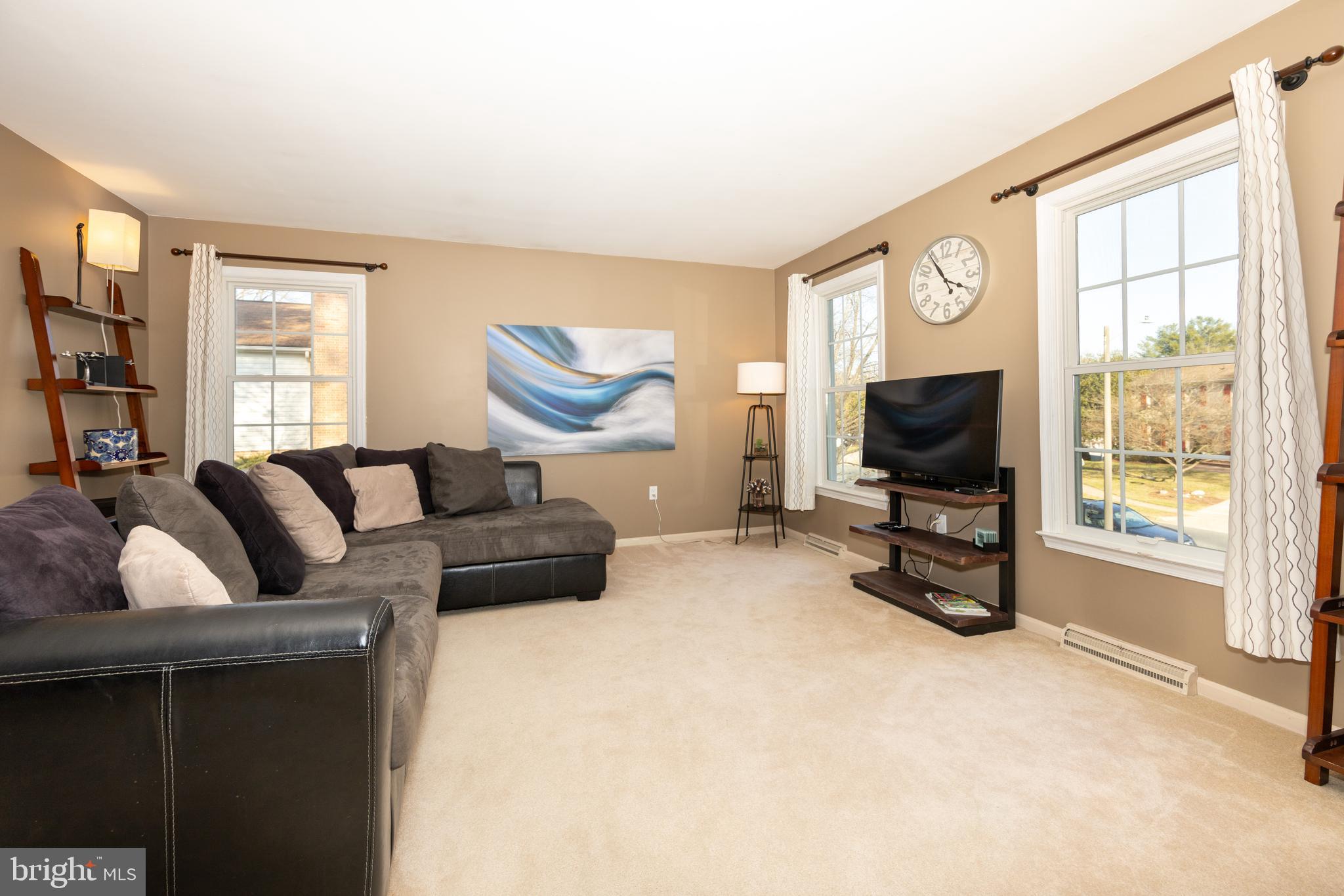 MIDDLERIDGE - Residential