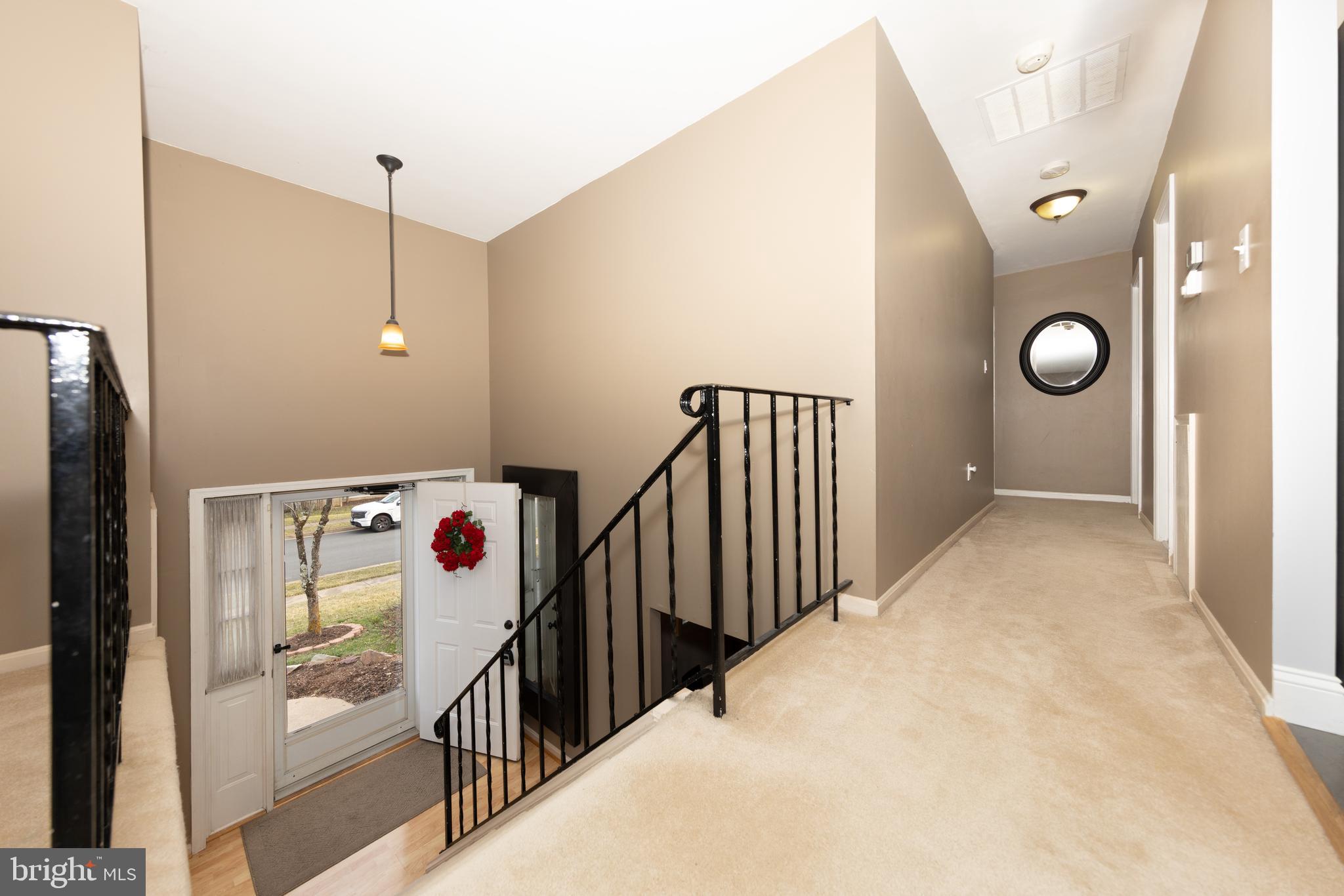 MIDDLERIDGE - Residential