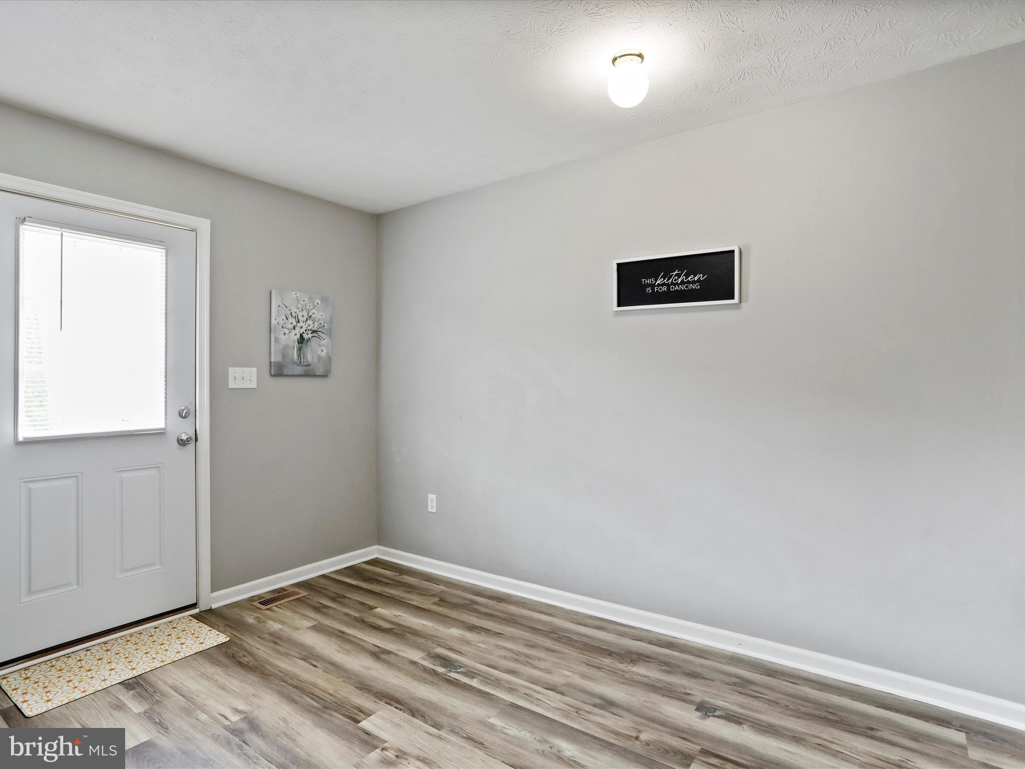 TABLER STATION MANOR - Residential