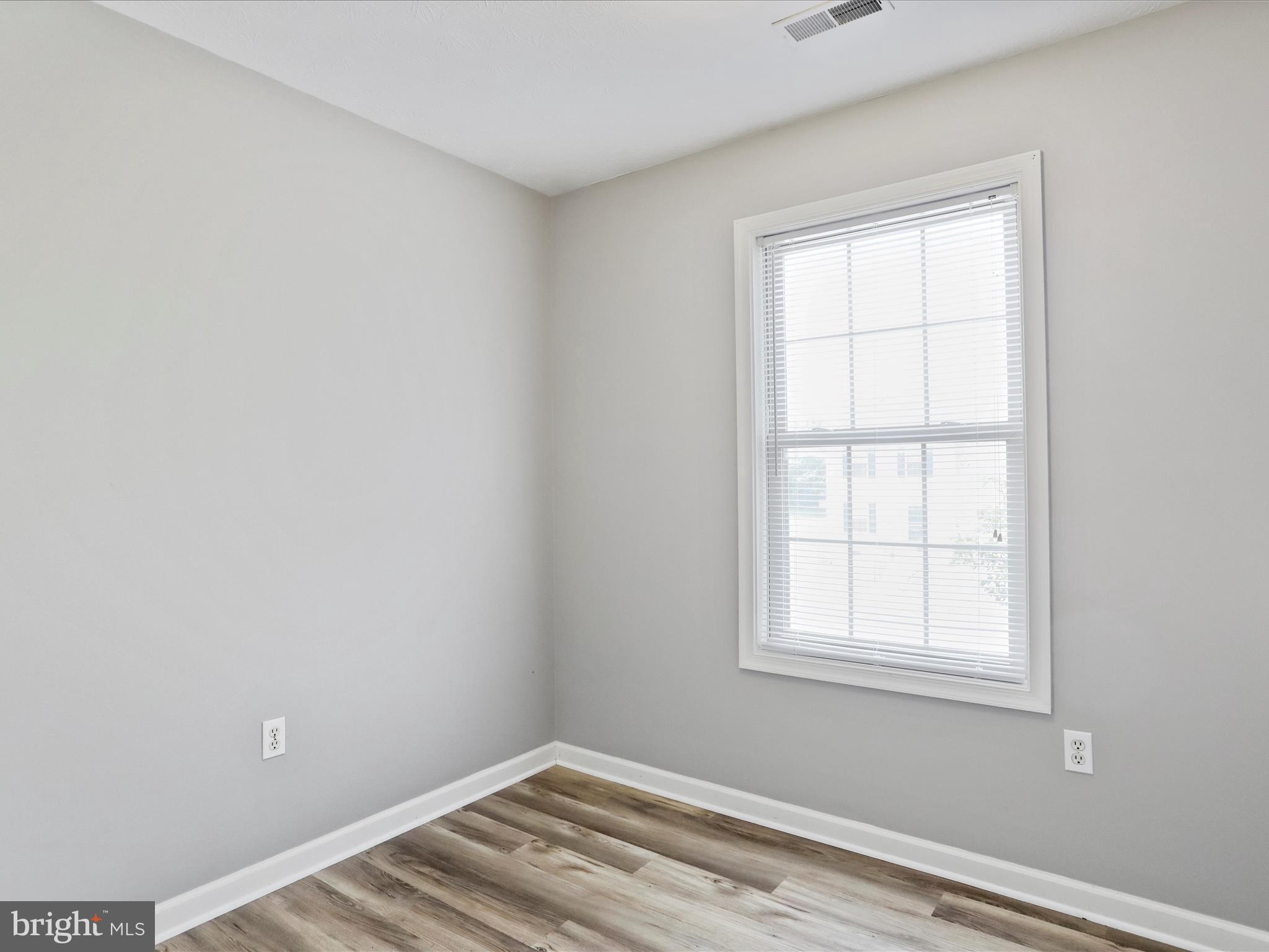 TABLER STATION MANOR - Residential