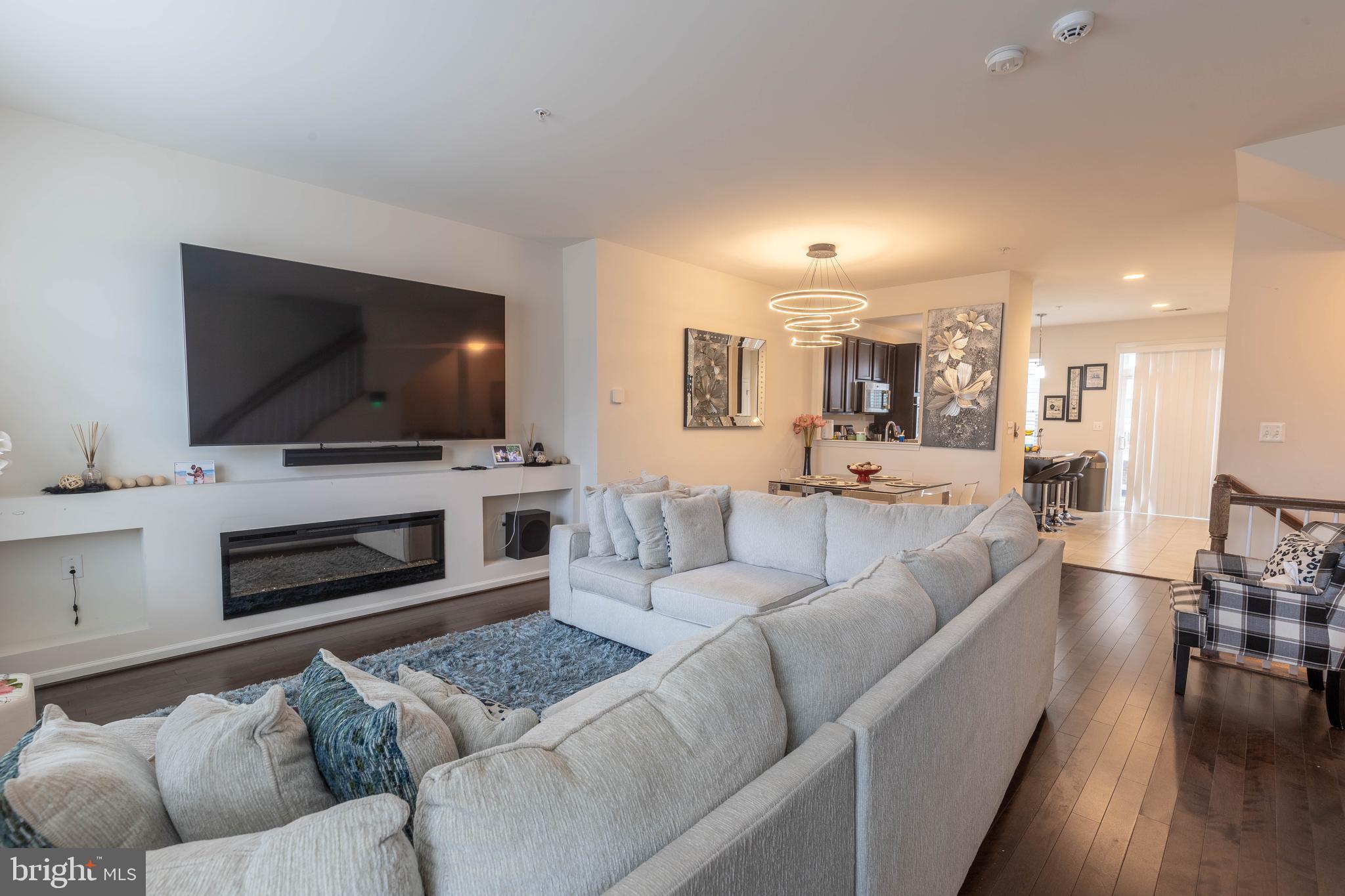 WESTPHALIA ROW - Residential