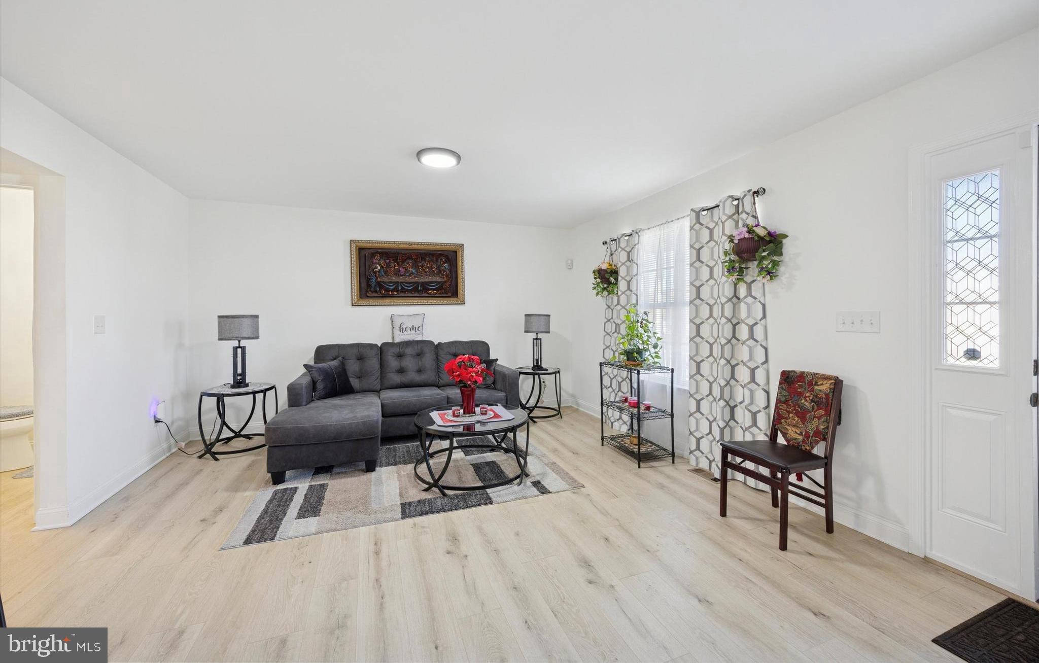 112 BUNCHE BOULEVARD