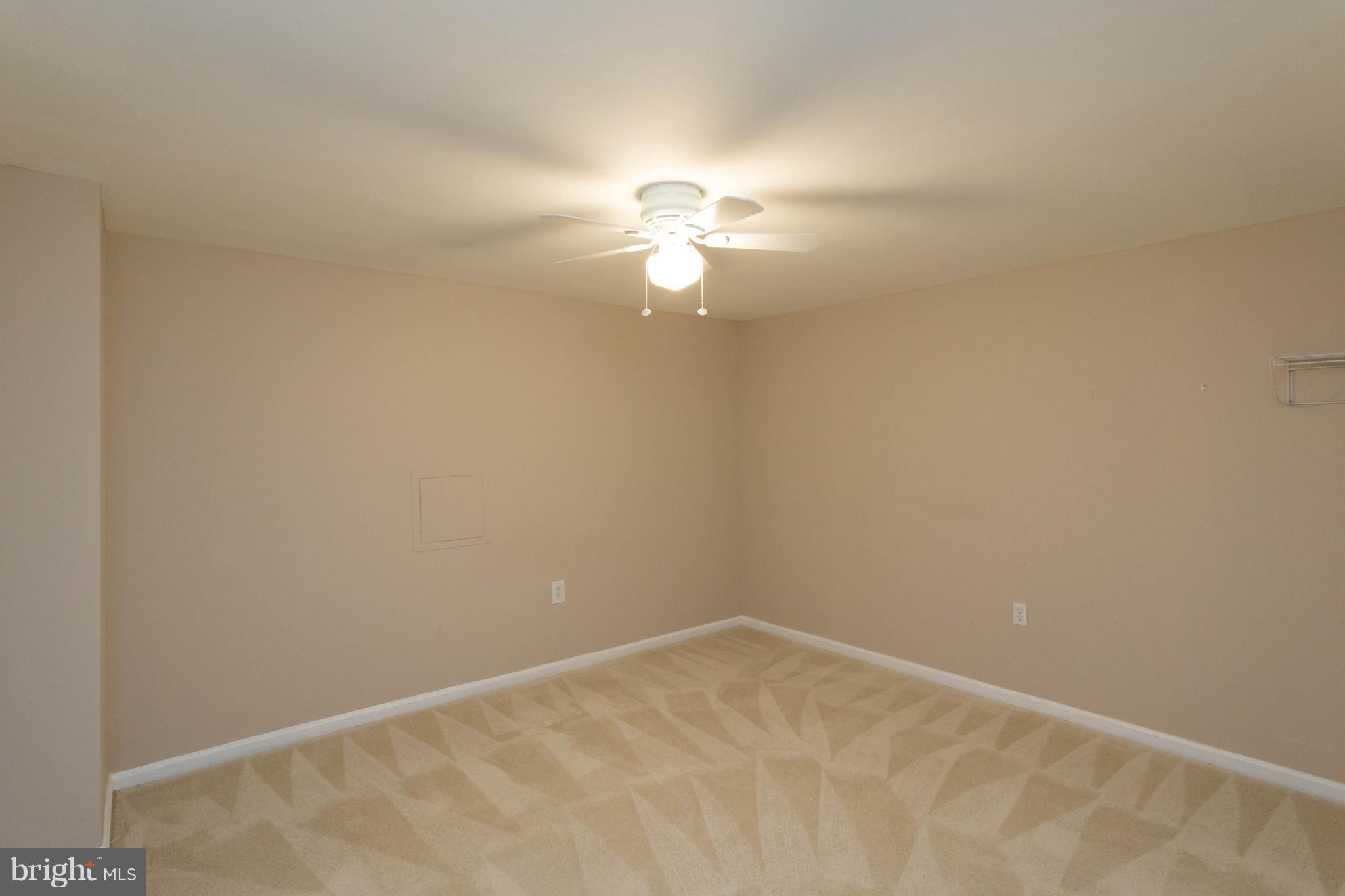 ROLLING BROOK - Residential