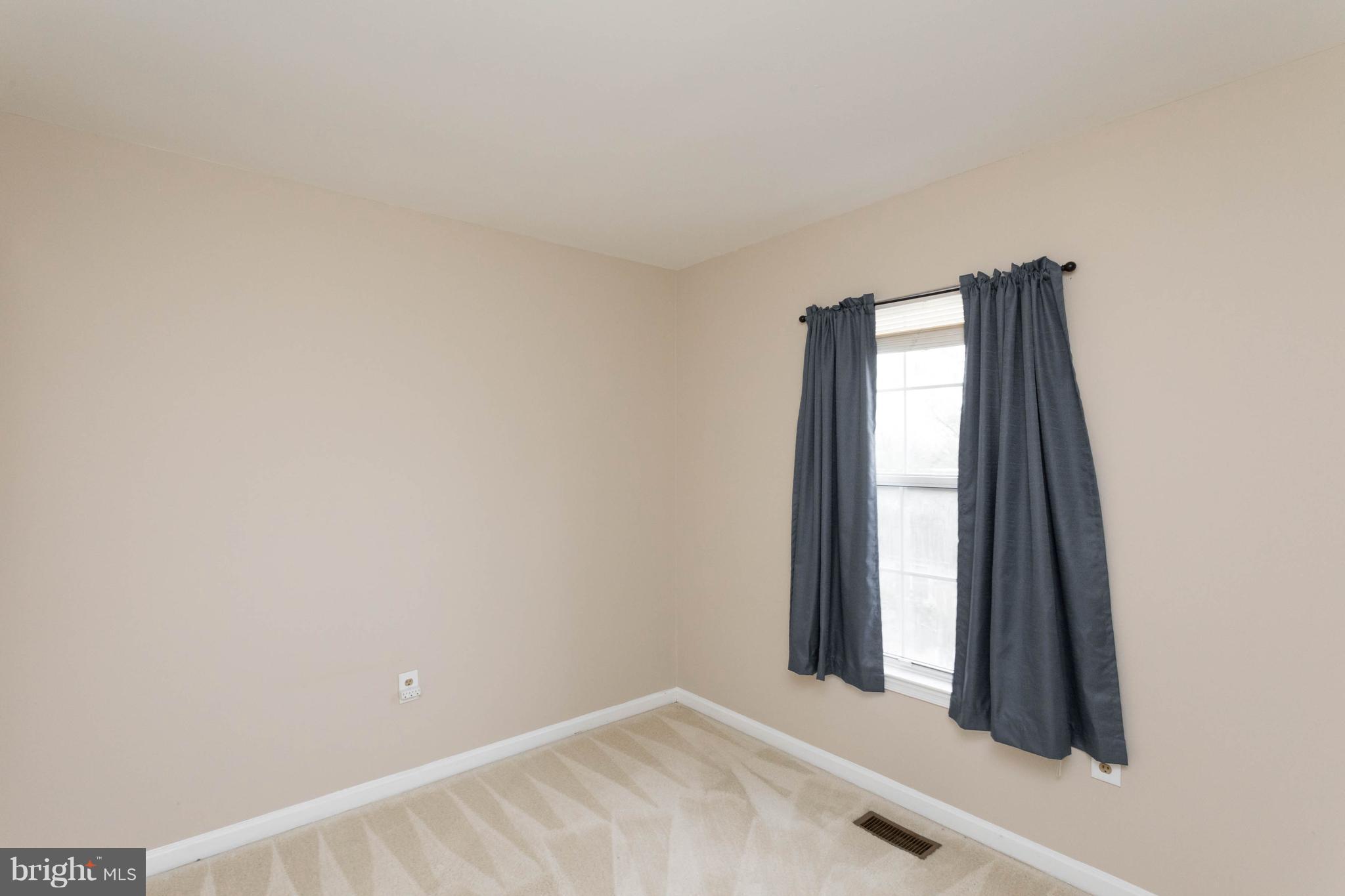 ROLLING BROOK - Residential