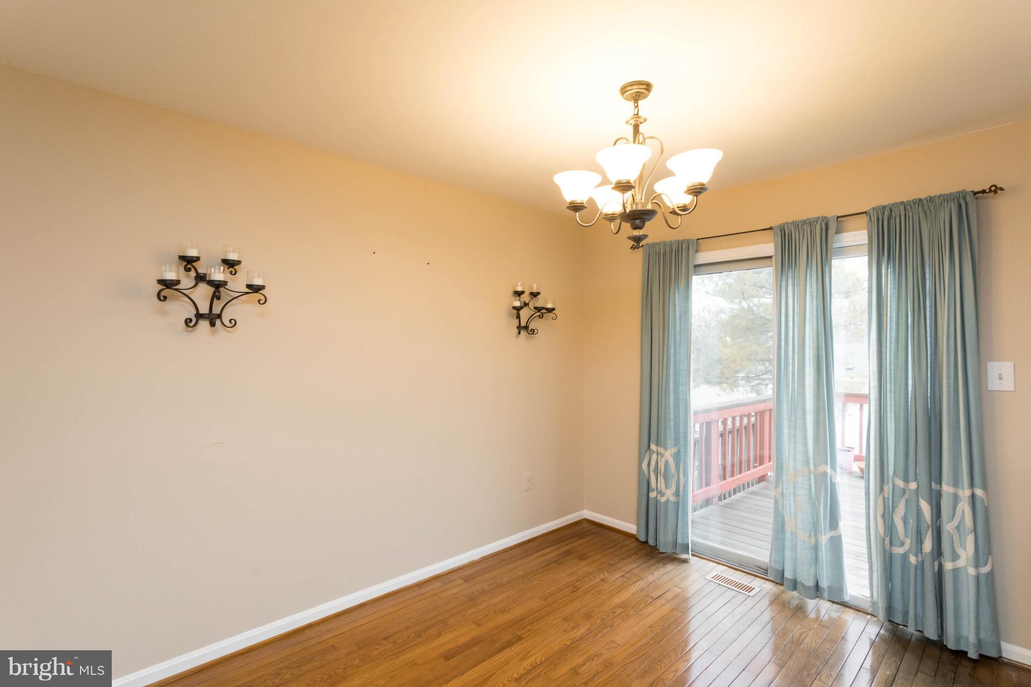 ROLLING BROOK - Residential