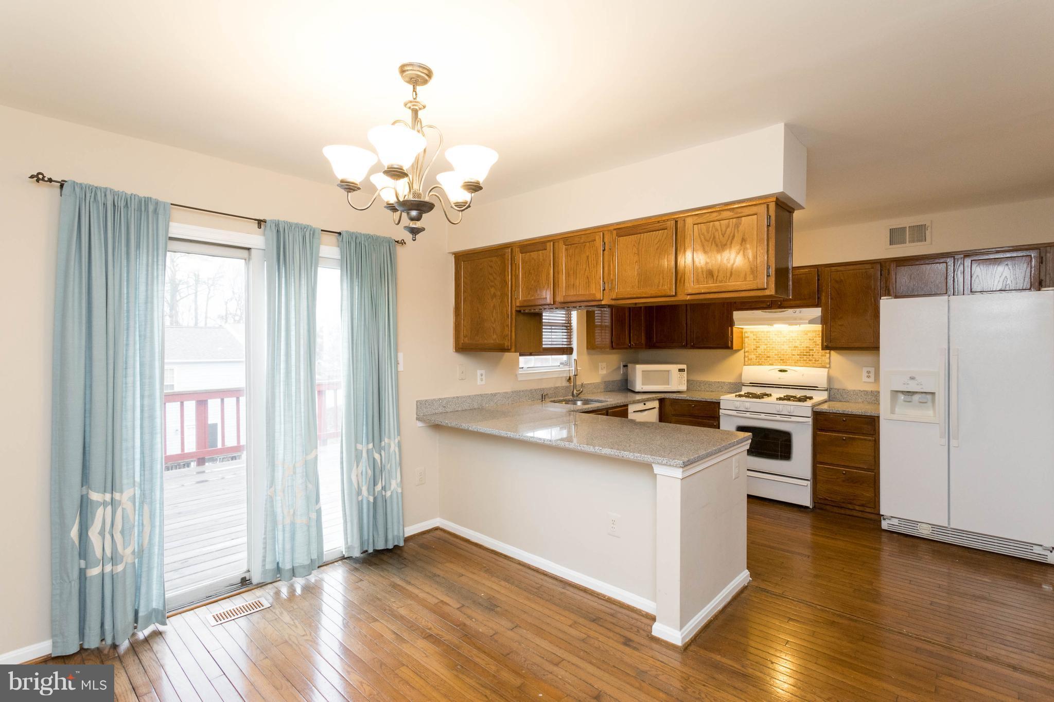 ROLLING BROOK - Residential