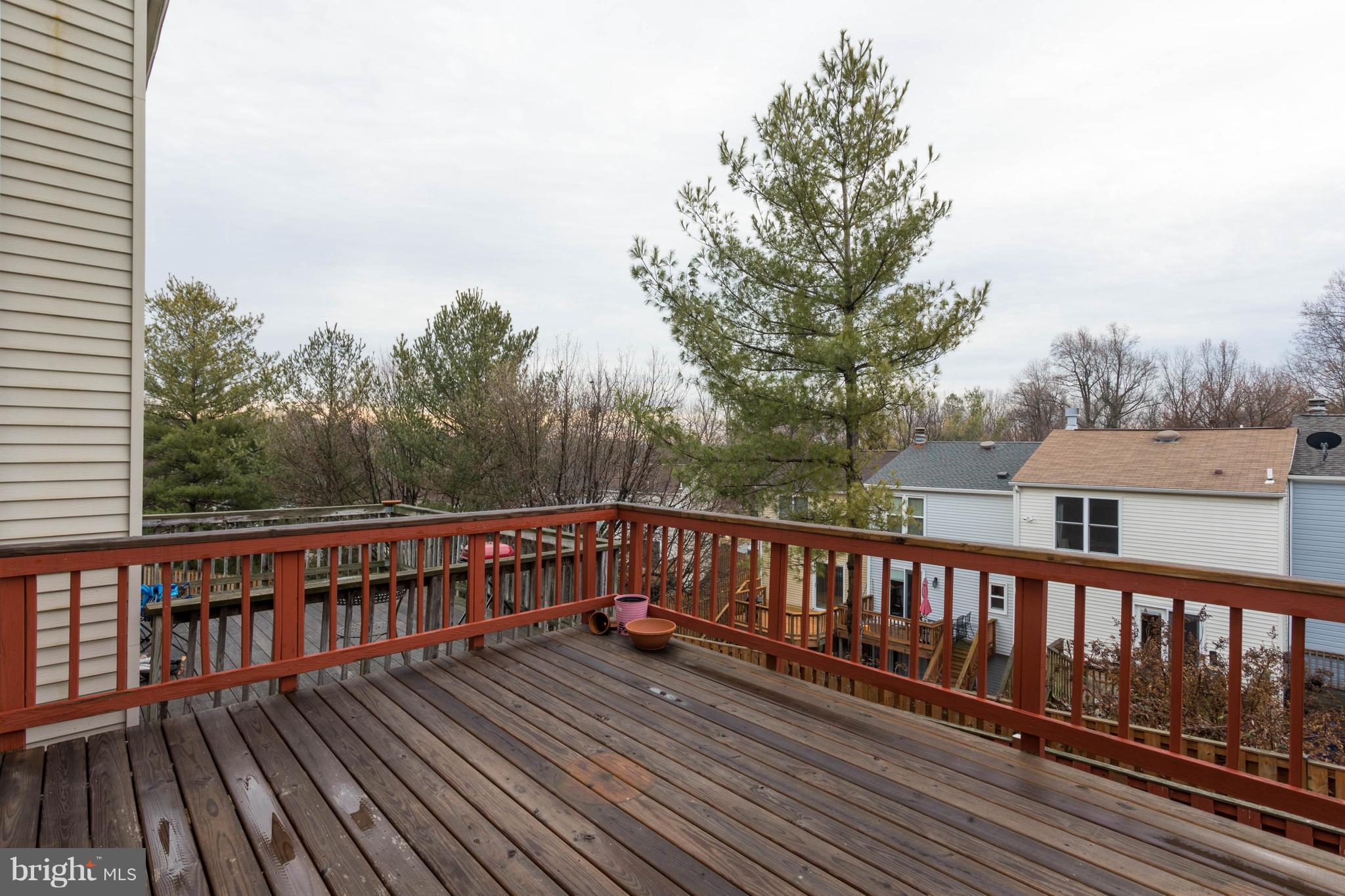 ROLLING BROOK - Residential