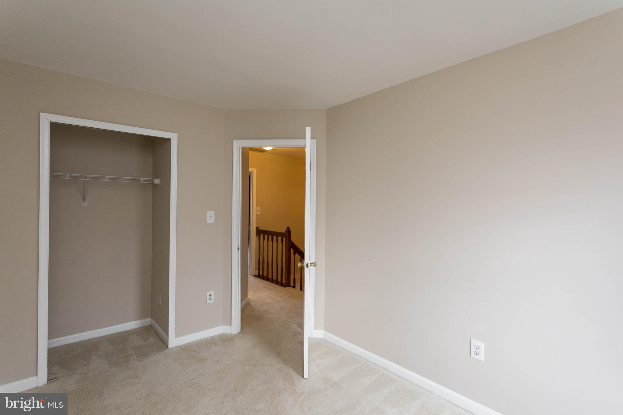 ROLLING BROOK - Residential