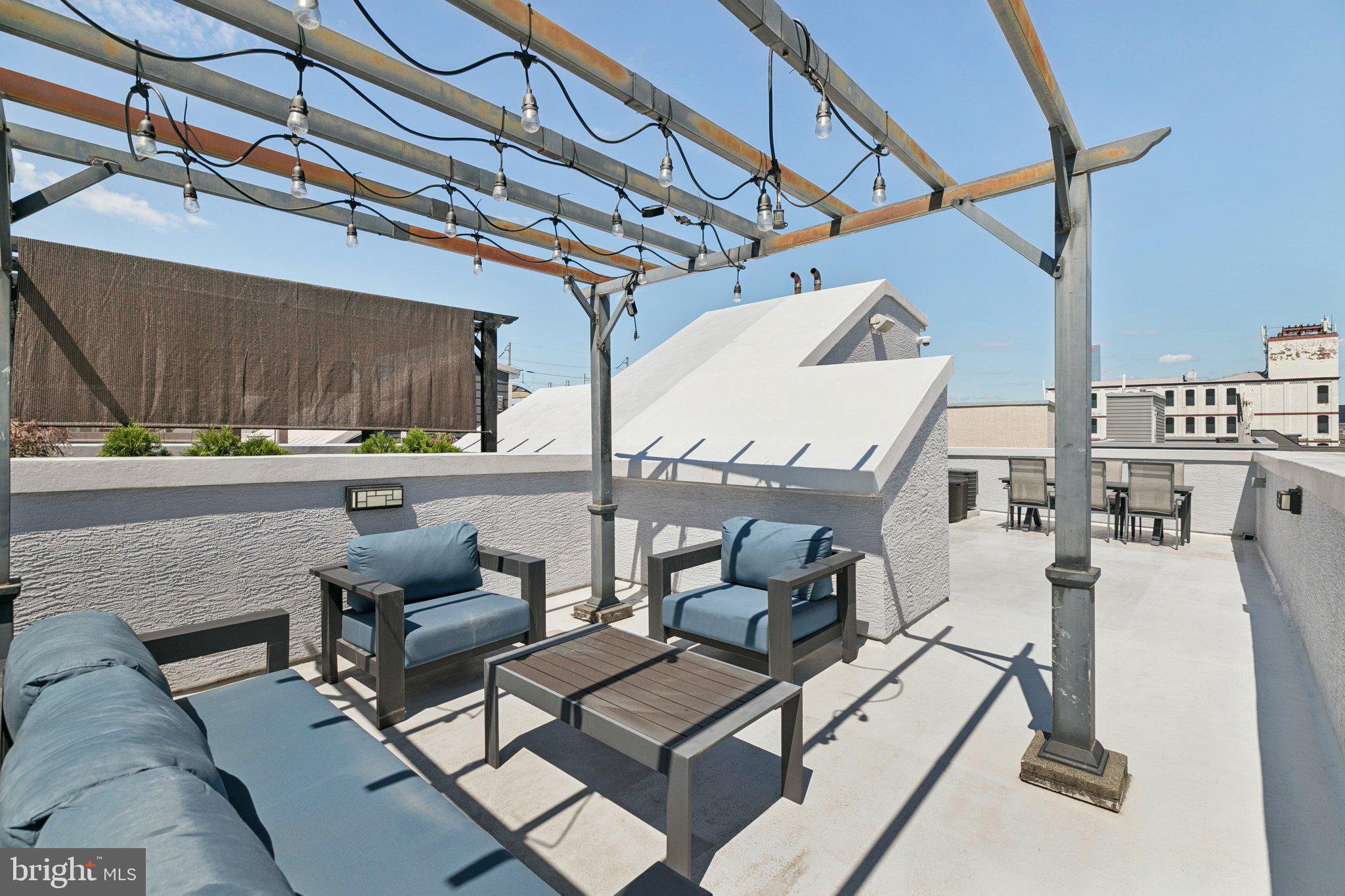 POINT BREEZE - Residential