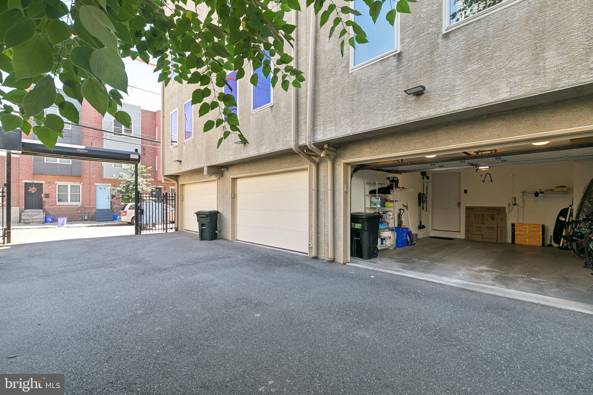 POINT BREEZE - Residential