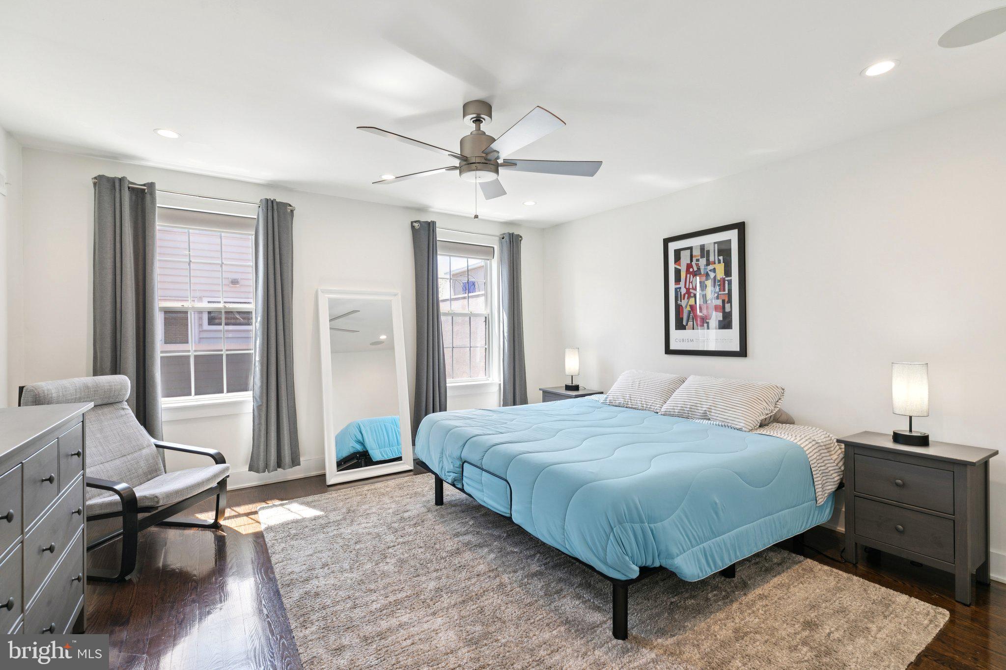 POINT BREEZE - Residential