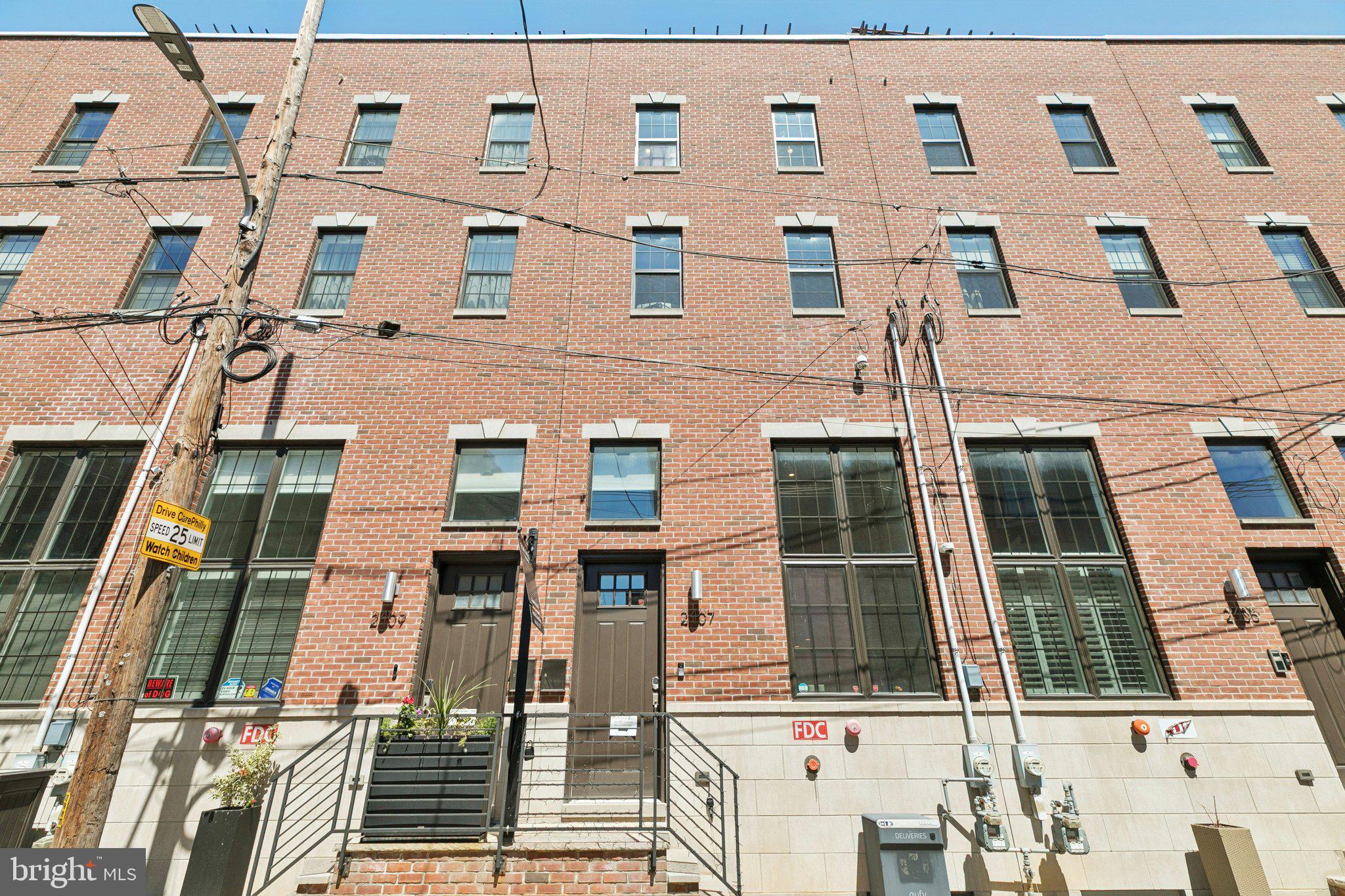 POINT BREEZE - Residential