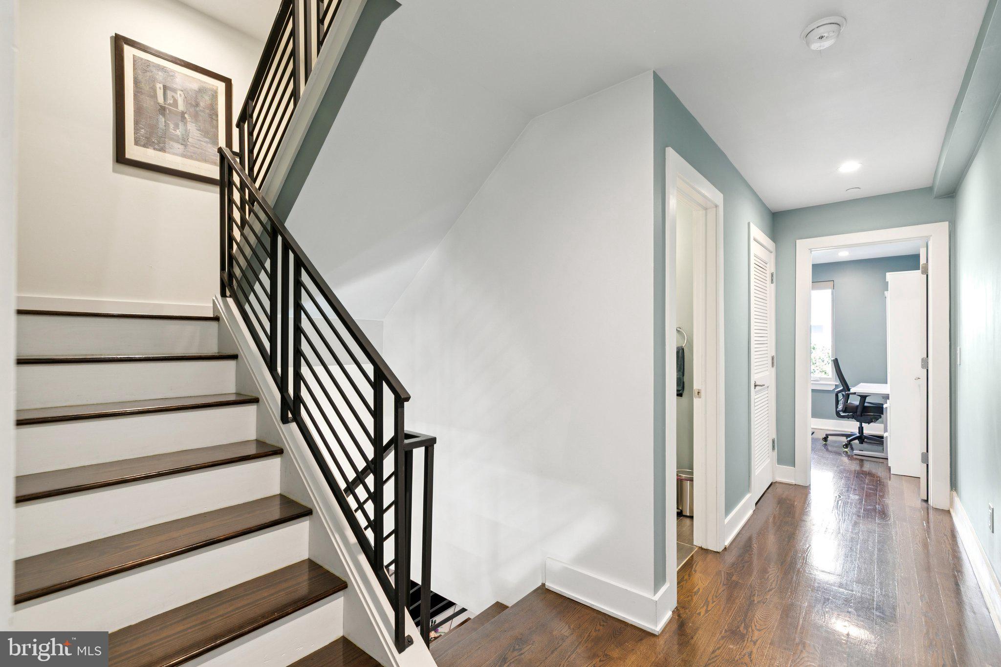 POINT BREEZE - Residential