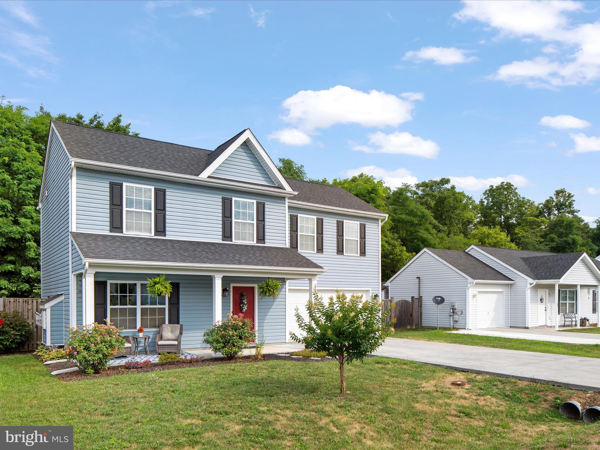 INWOOD VILLAGE - Residential