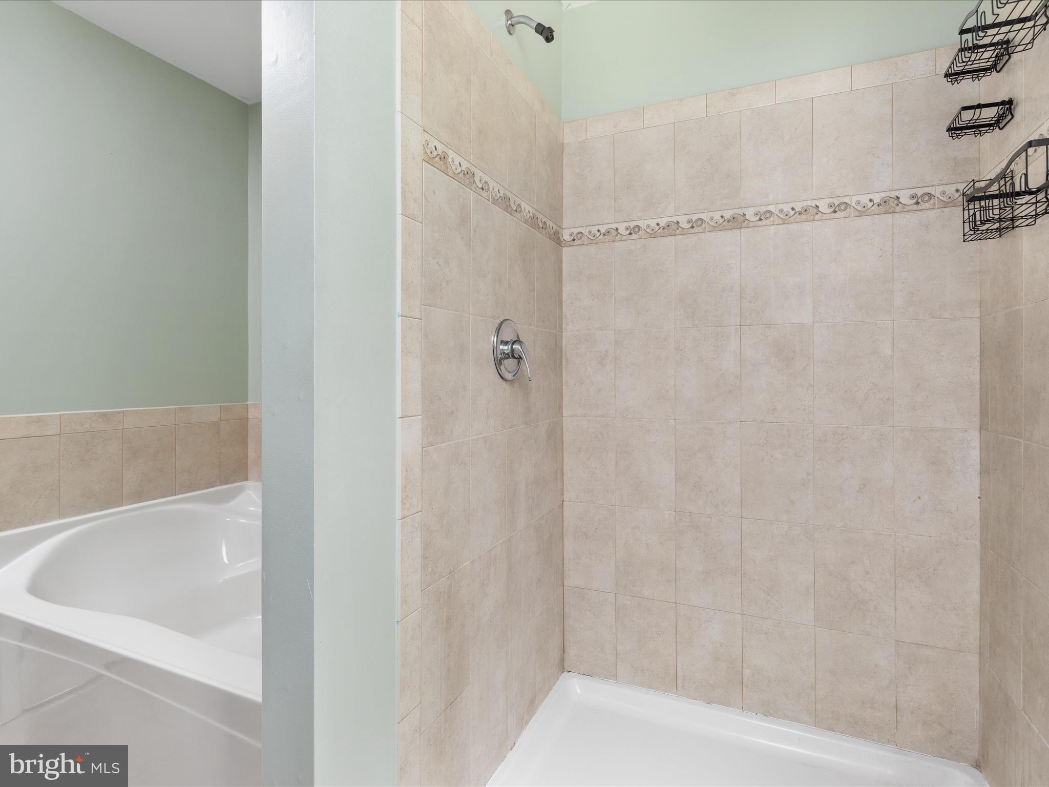 INWOOD VILLAGE - Residential