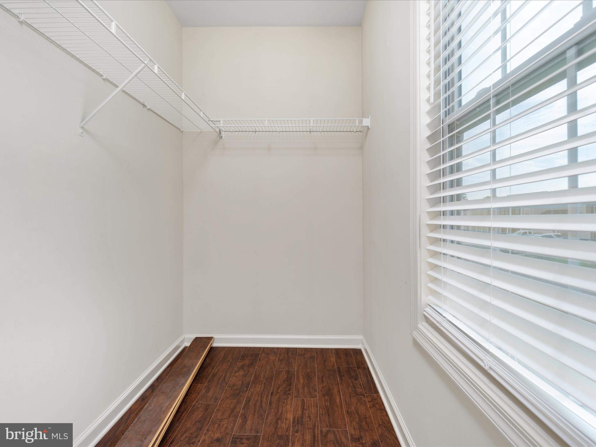 INWOOD VILLAGE - Residential