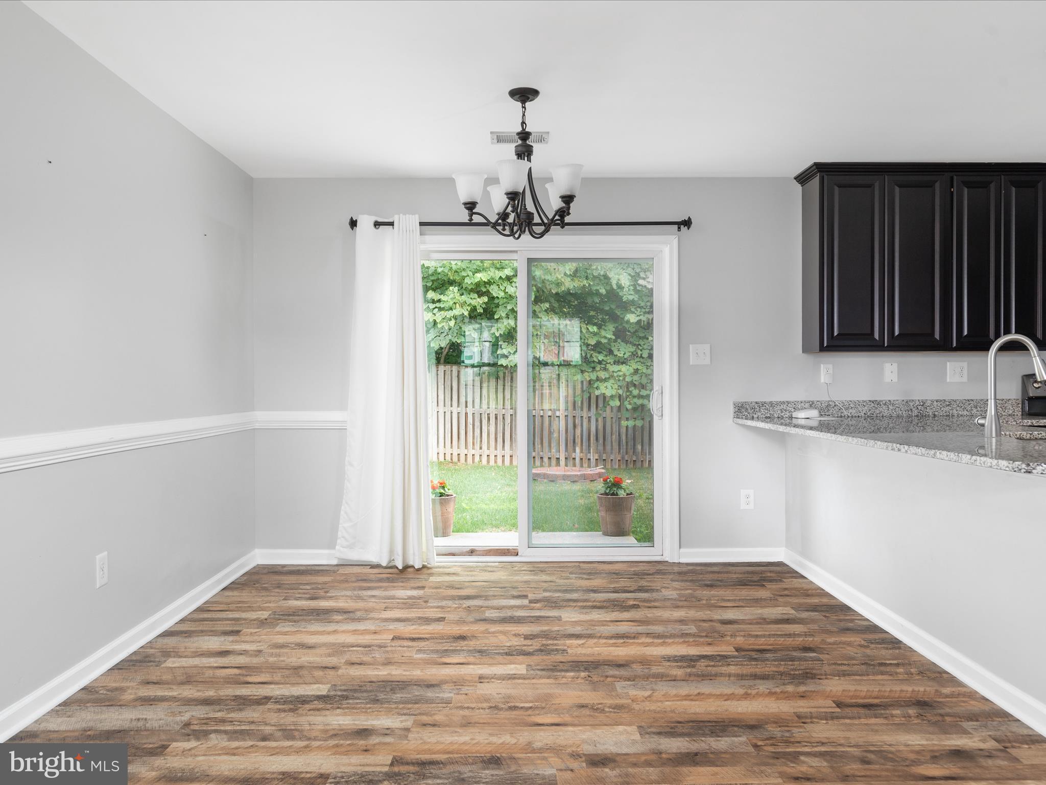 INWOOD VILLAGE - Residential