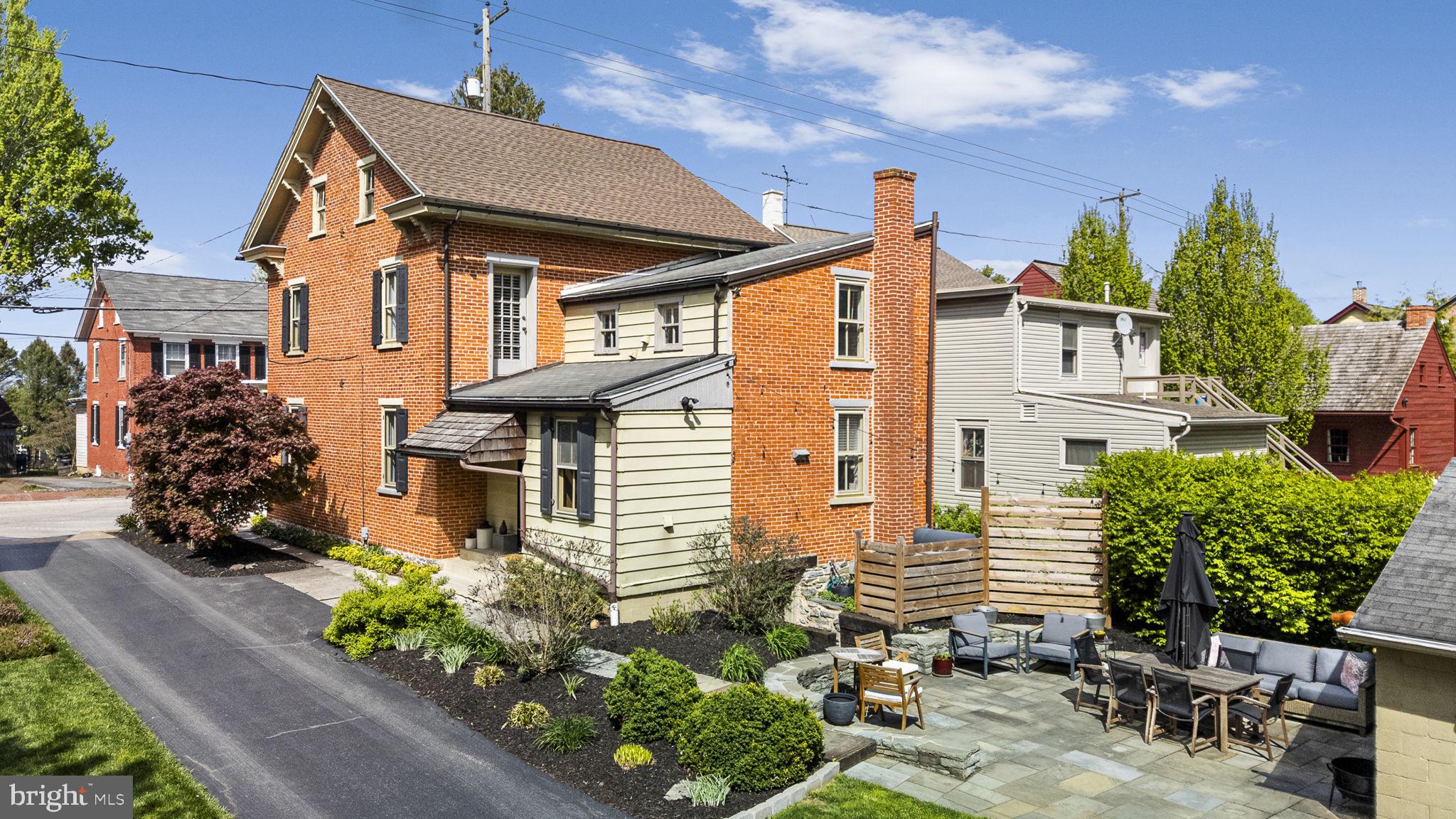 STRASBURG BOROUGH - Residential