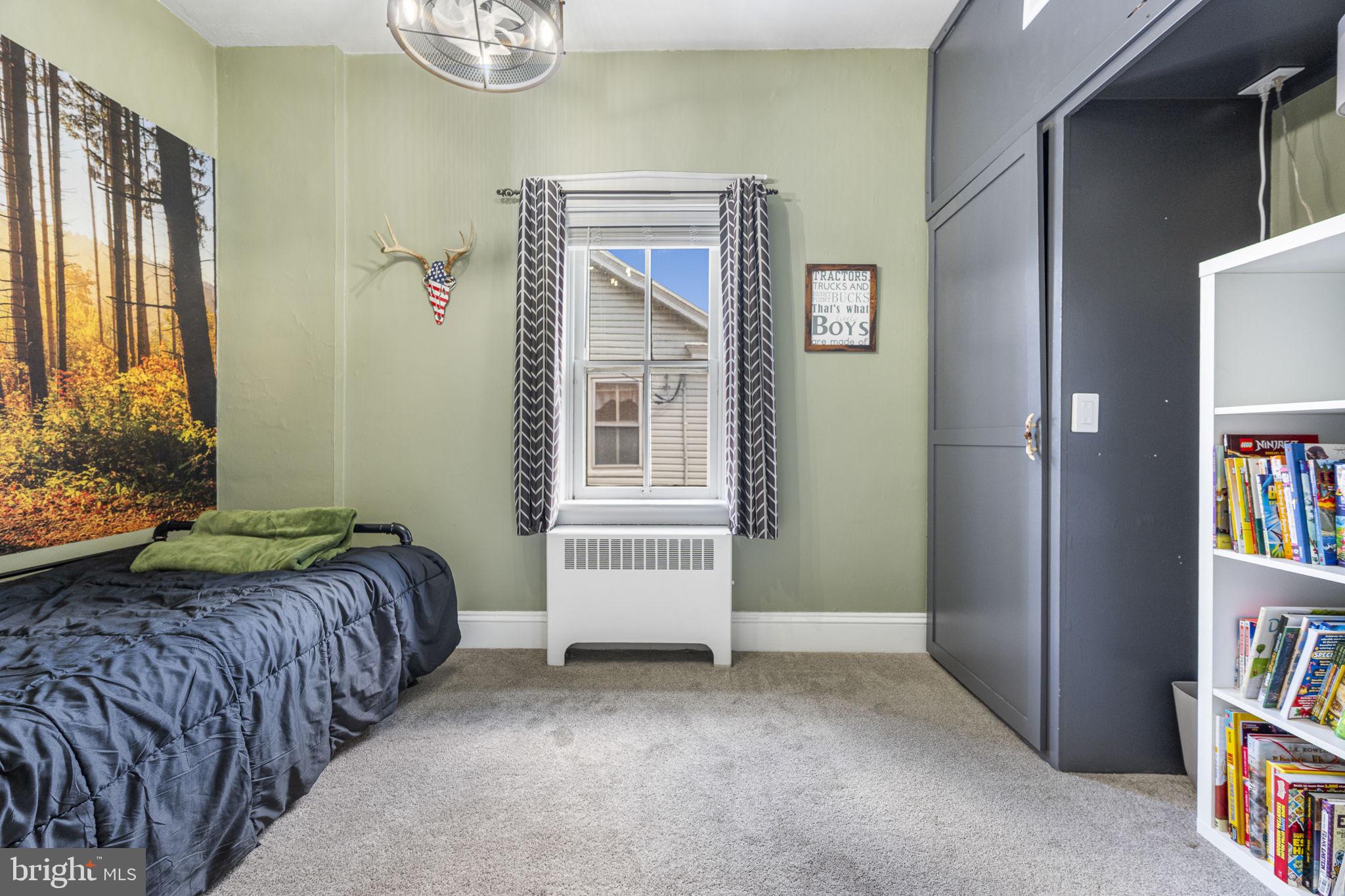 STRASBURG BOROUGH - Residential