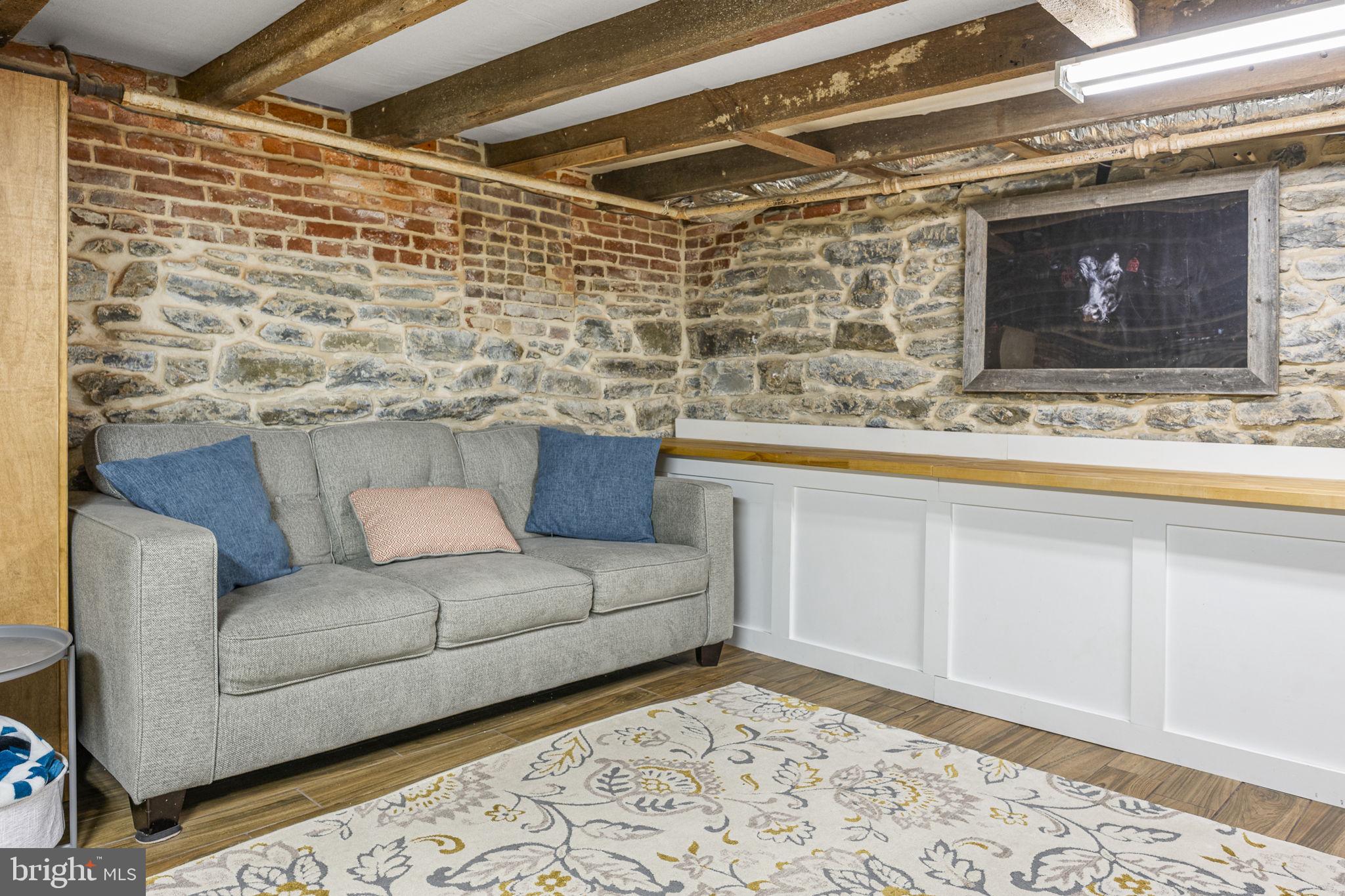 STRASBURG BOROUGH - Residential