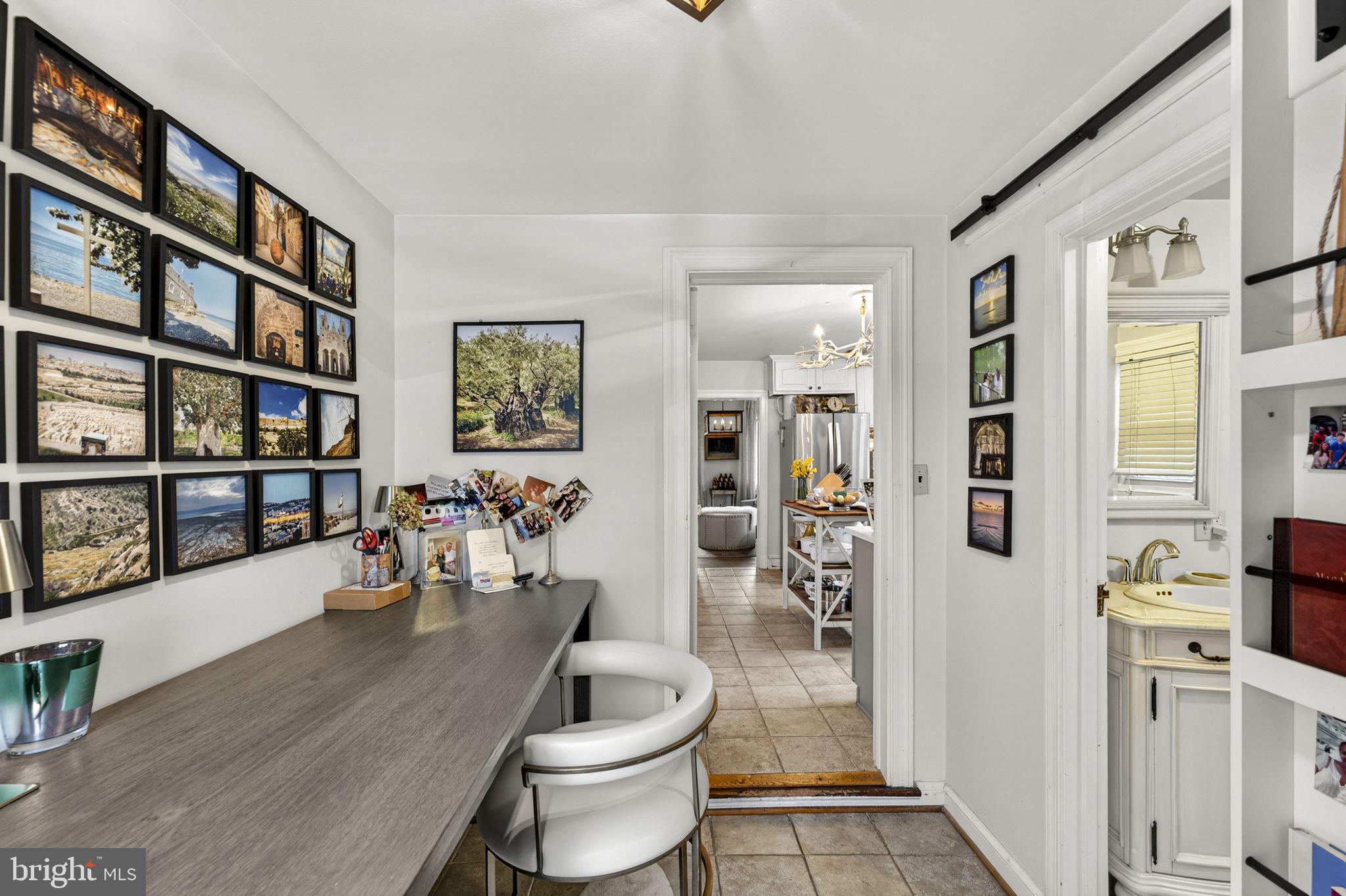 RIDGEVIEW - Residential